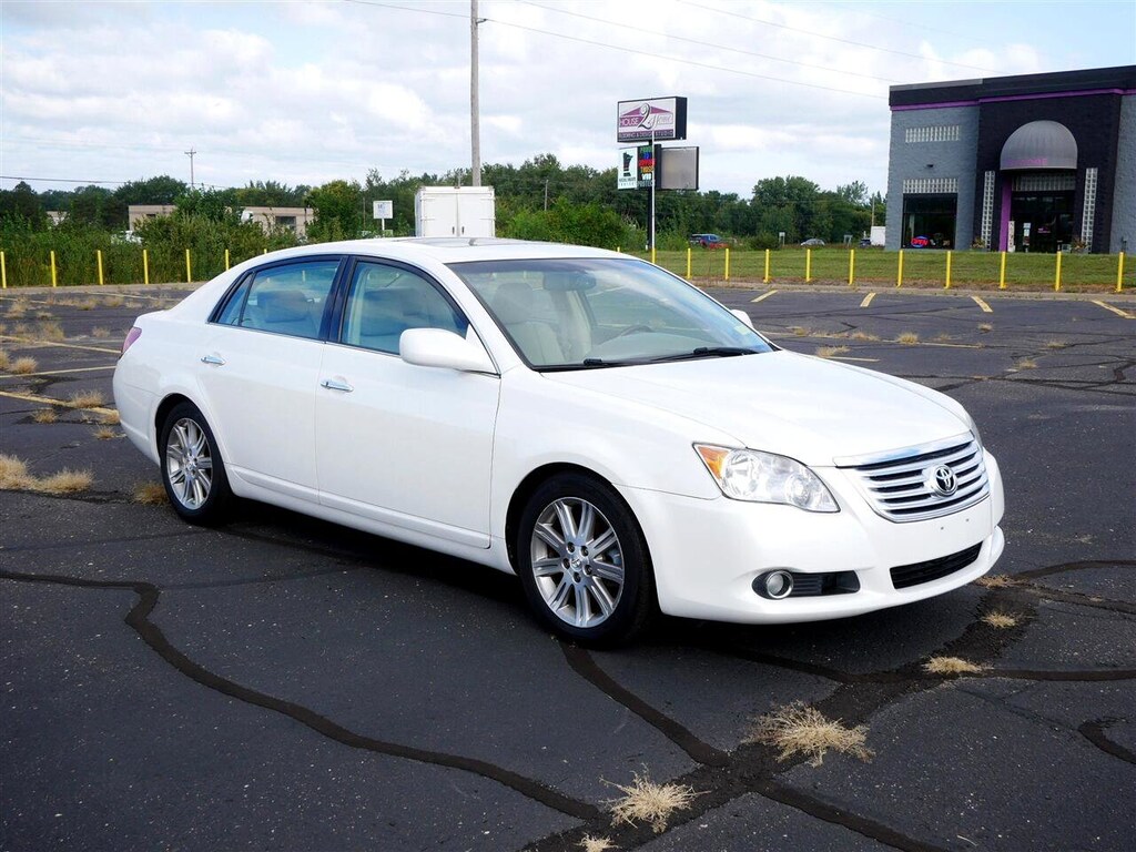 Used 2010 Toyota Avalon Limited Sedan