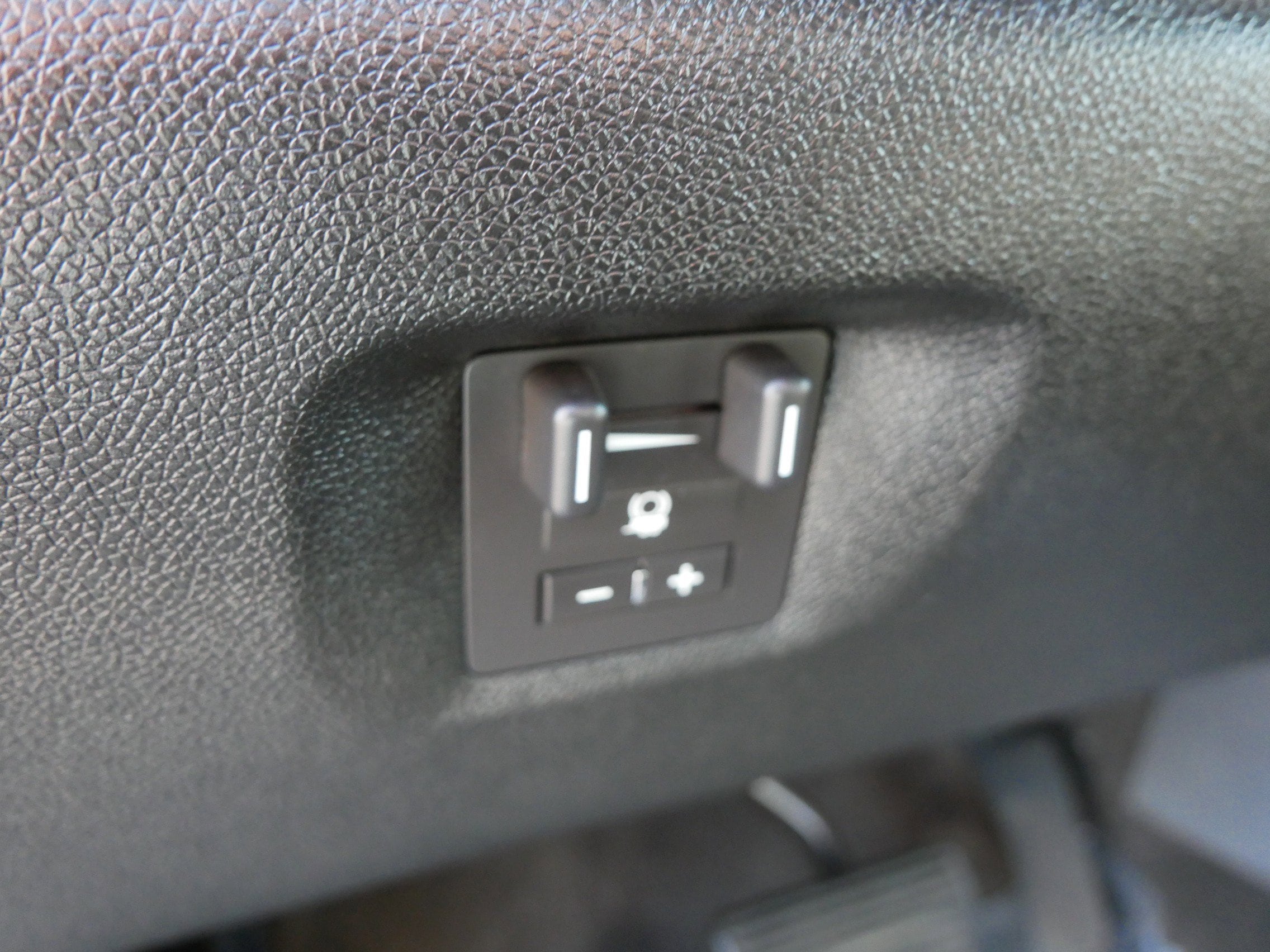 2011 Chevrolet Silverado 1500 LTZ - Photo 14
