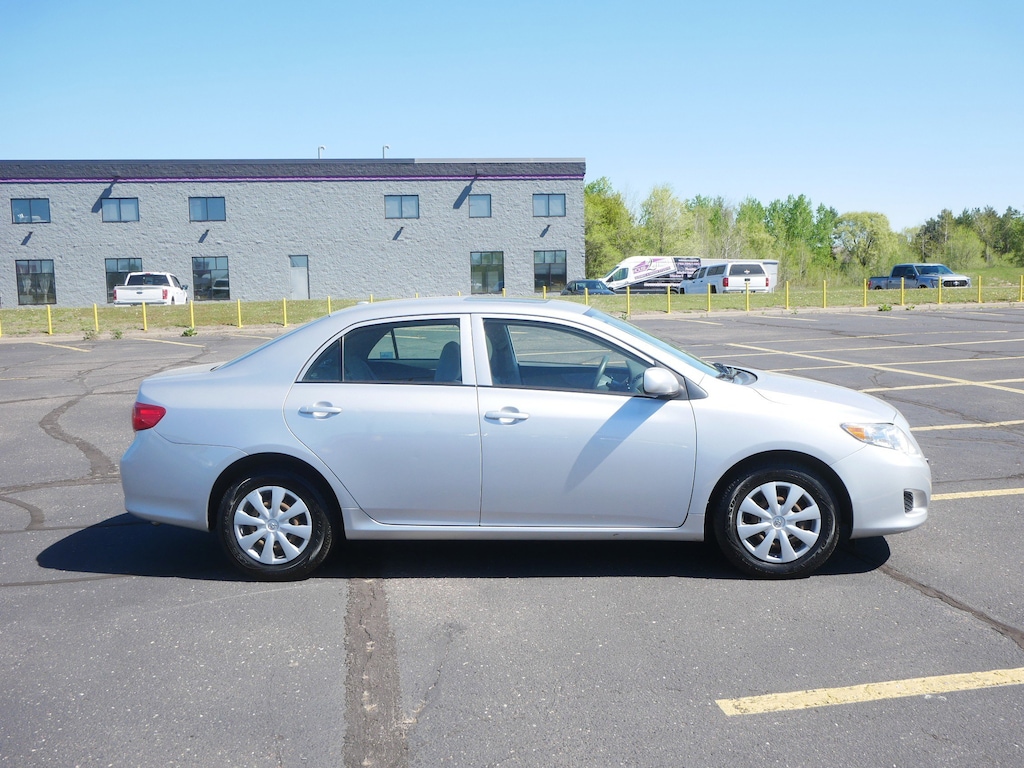 Used 2009 Toyota Corolla LE Sedan