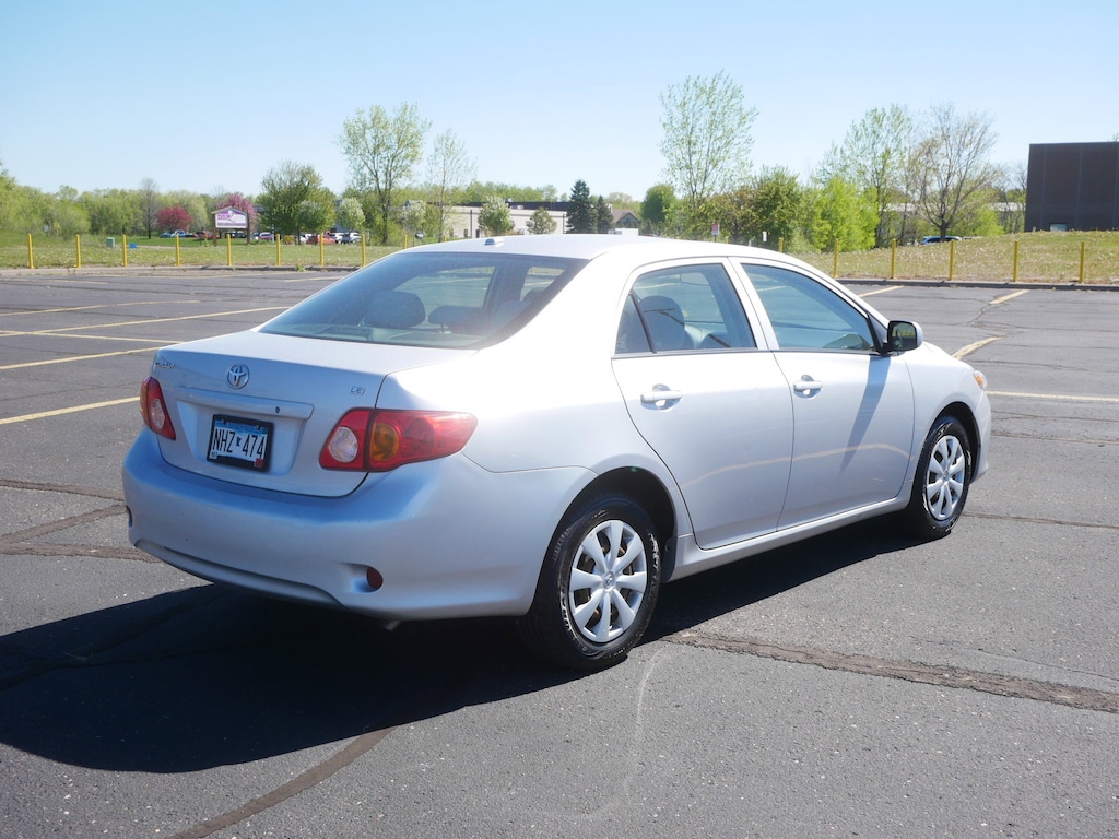 Used 2009 Toyota Corolla LE Sedan