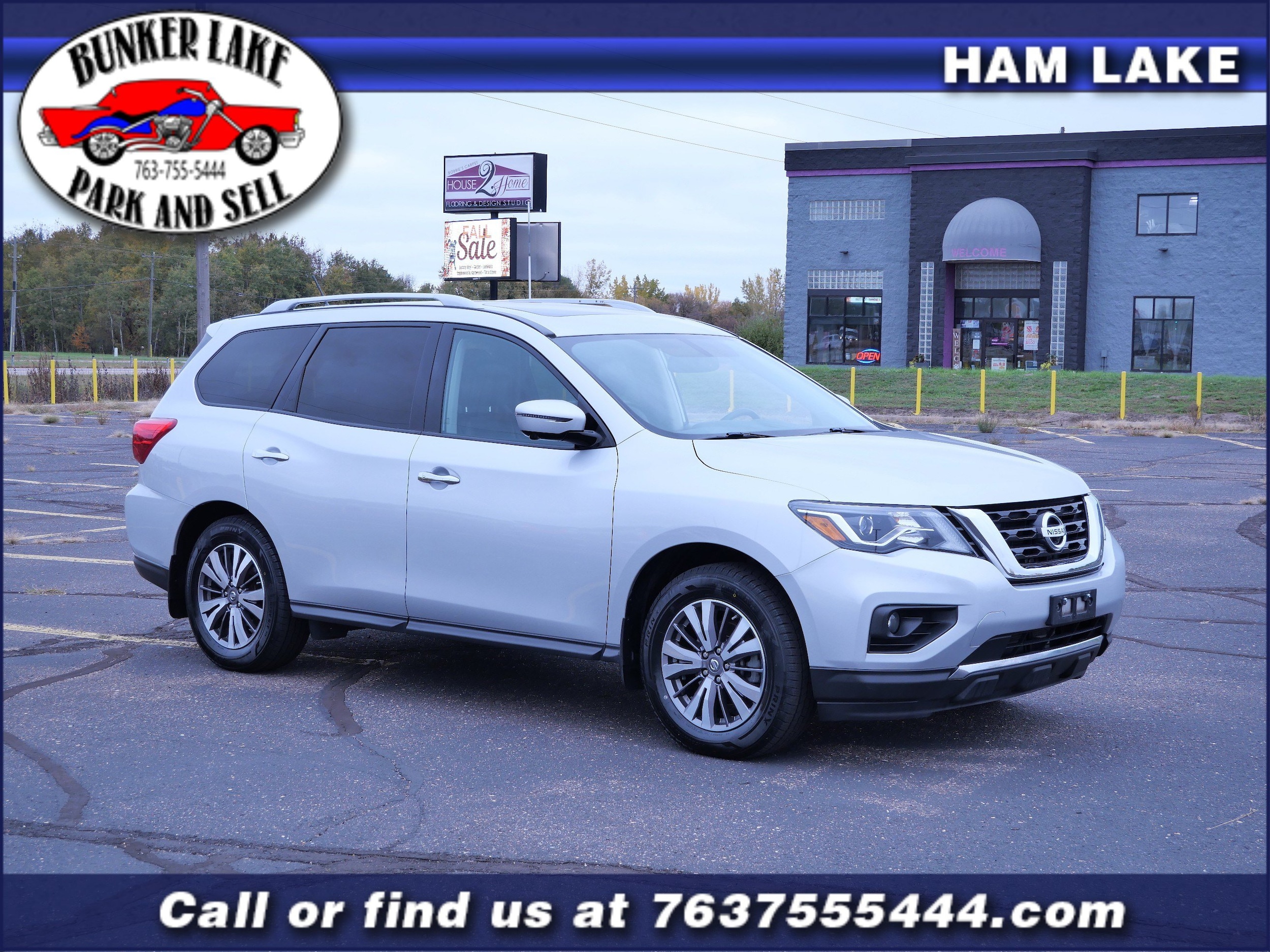 2017 Nissan Pathfinder SL