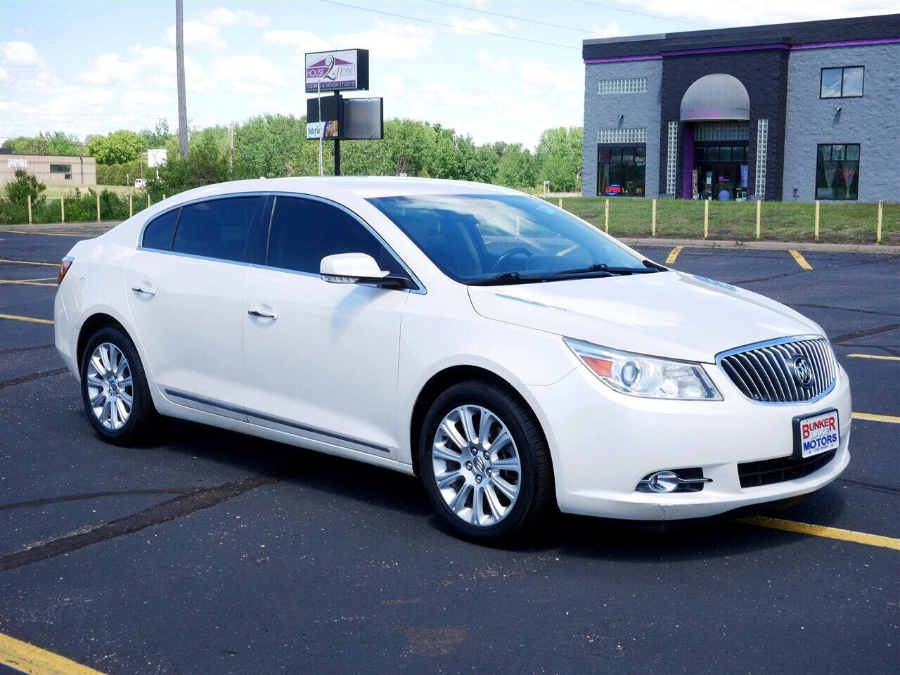 2013 Buick LaCrosse Leather photo 2