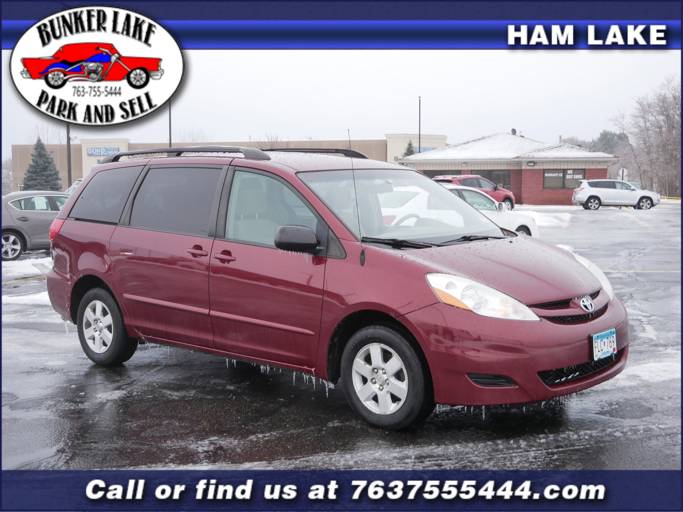 2008 Toyota Sienna LE's photo