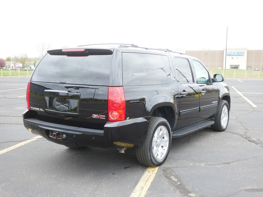 Used 2014 GMC Yukon XL 1500 SLT SUV