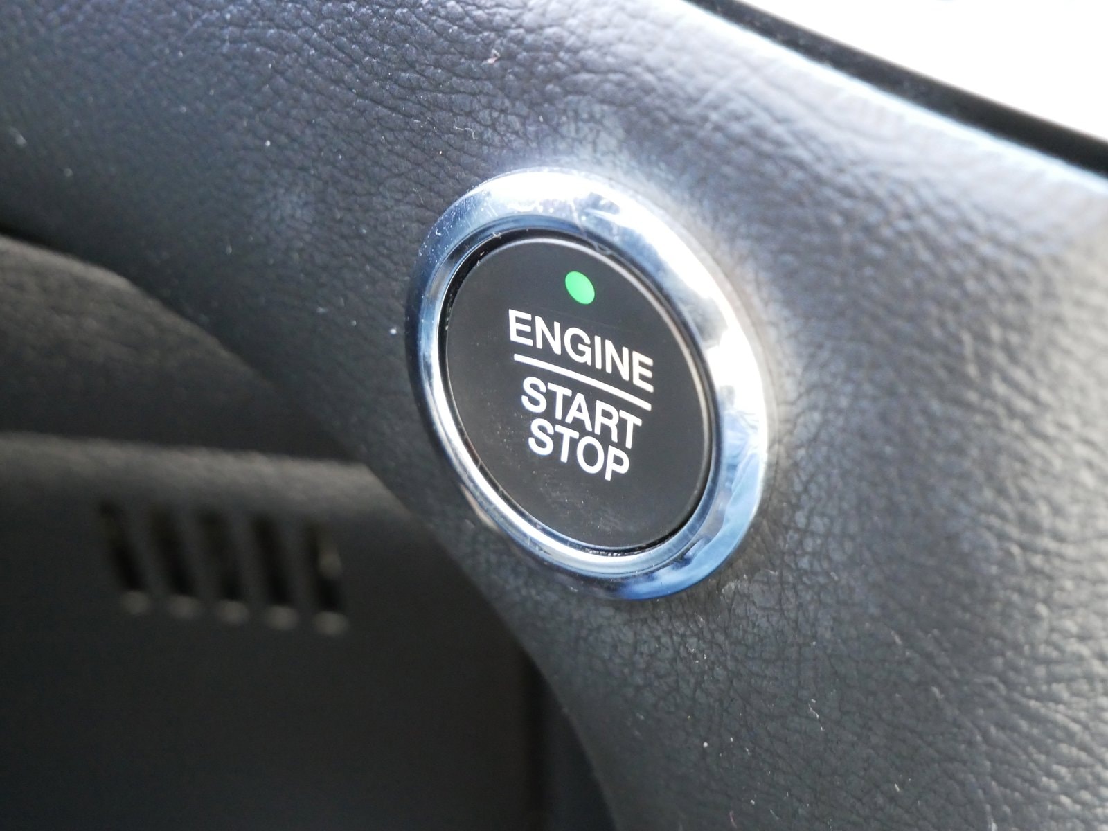 2017 Ford Edge SEL - Photo 12