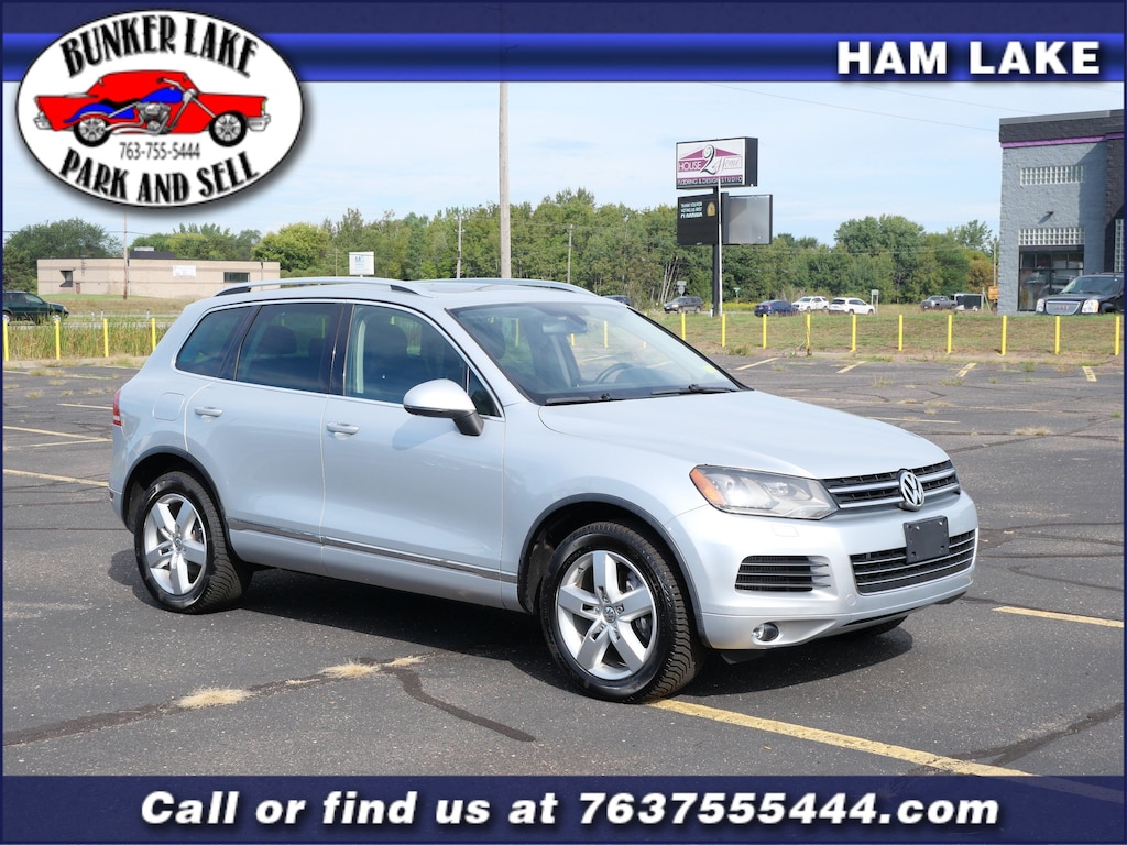 Used 2012 Volkswagen Touareg TDI Sport w/Navigation SUV