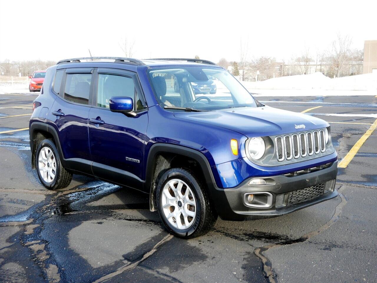 2017 Jeep Renegade Latitude North Edition photo 2