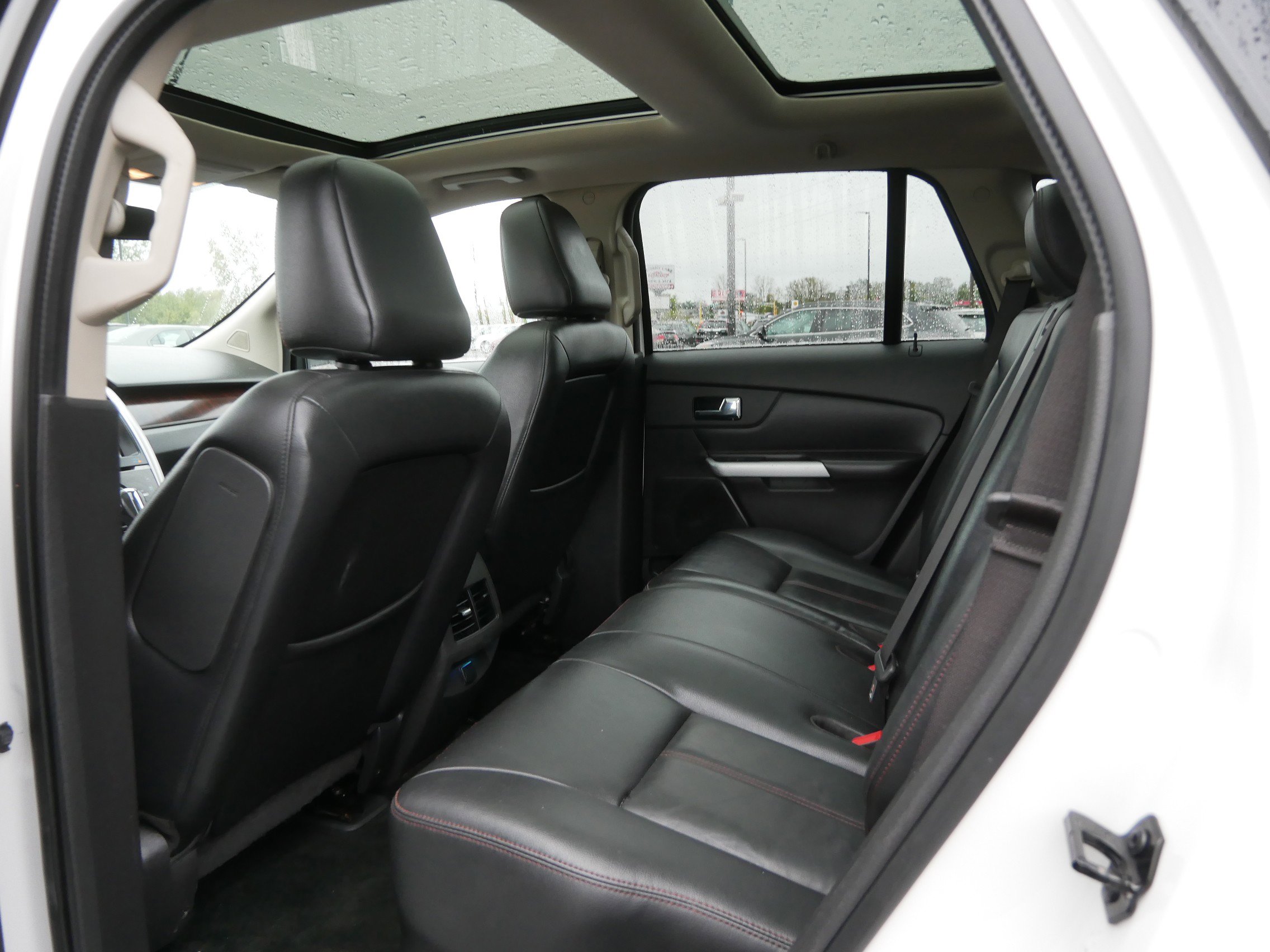2011 Ford Edge Limited - Photo 16
