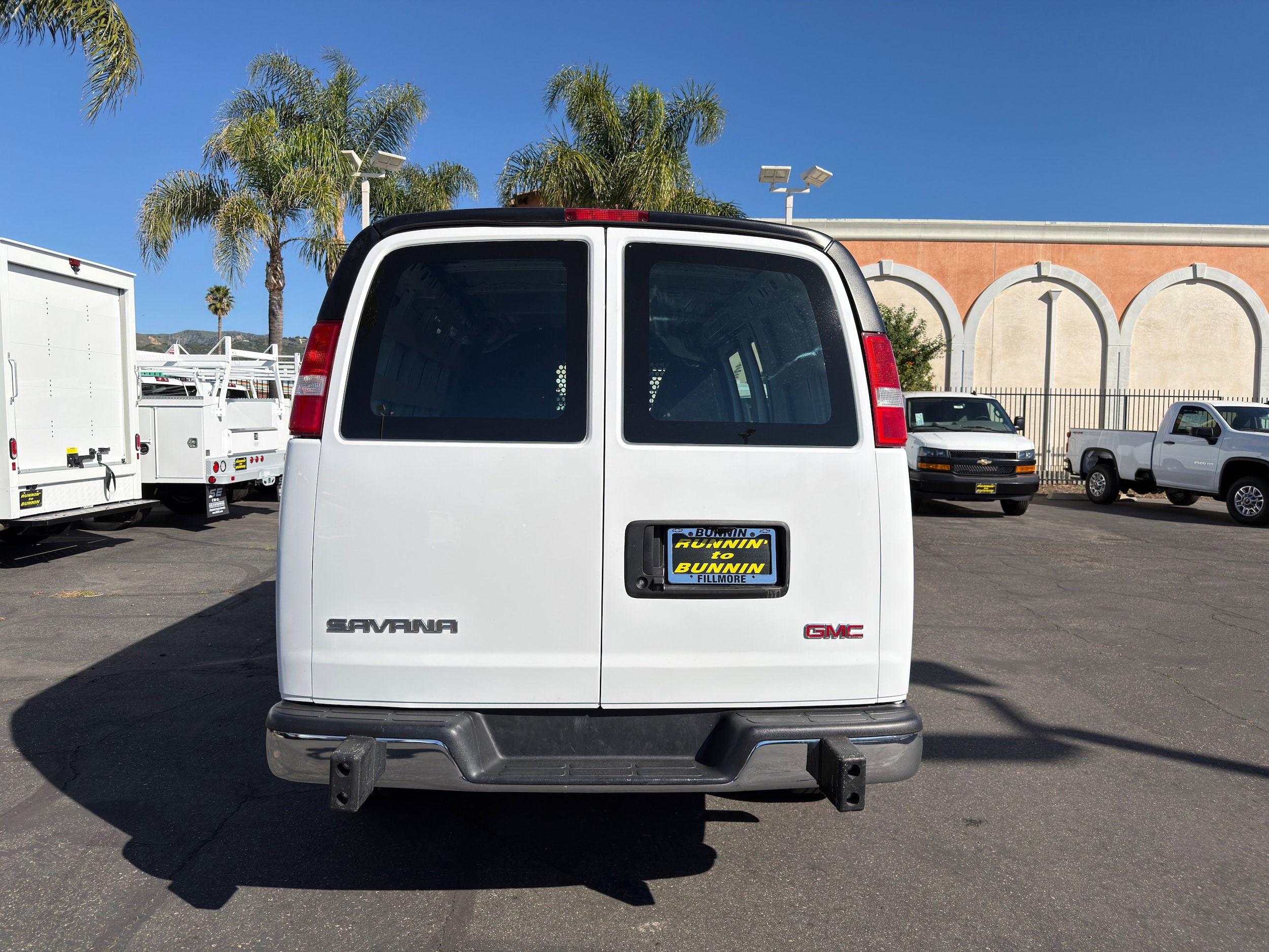 2024 GMC Savana Cargo Work Van - Photo 7