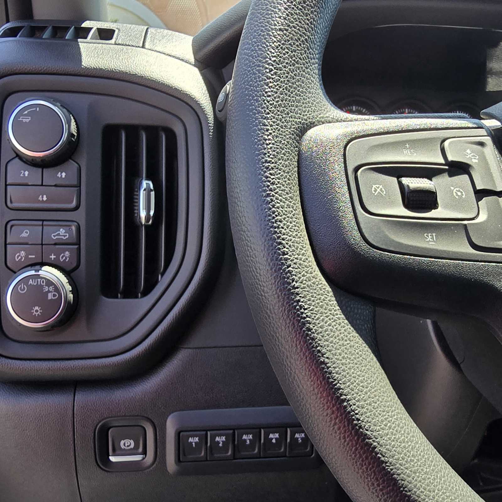 2025 Chevrolet Silverado 3500 HD Work Truck - Photo 34