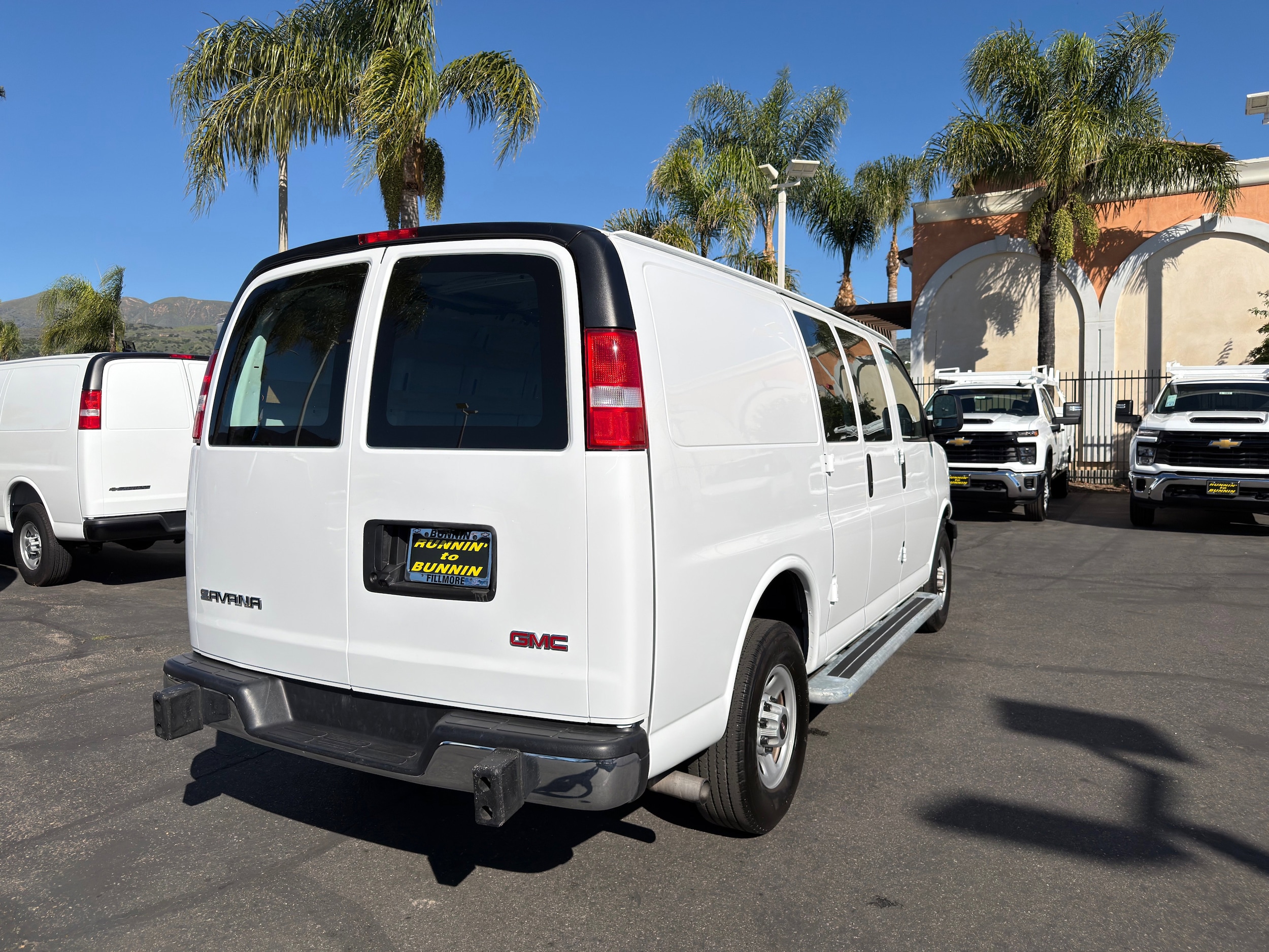 2024 GMC Savana Cargo Work Van - Photo 8