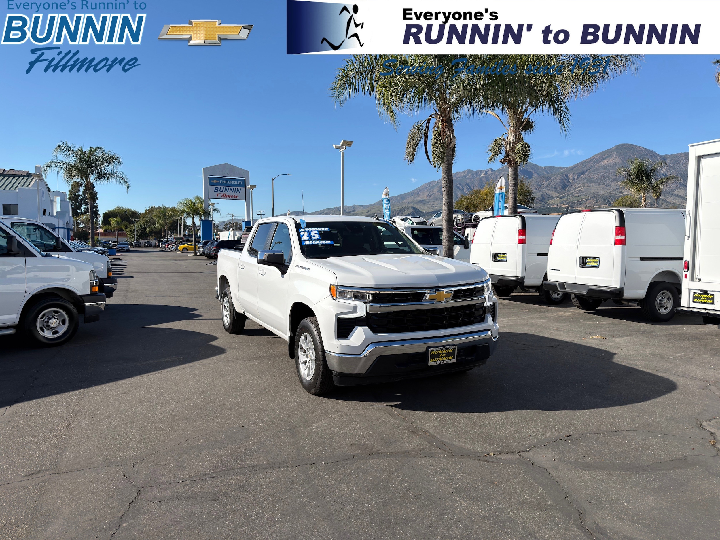 2025 Chevrolet Silverado 1500 LT's photo