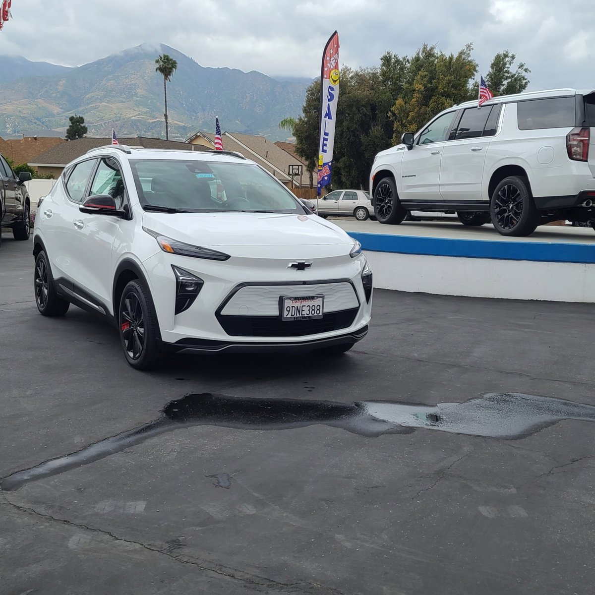 Used 2023 Chevrolet Bolt EUV Premier with VIN 1G1FZ6S05P4109517 for sale in Fillmore, CA