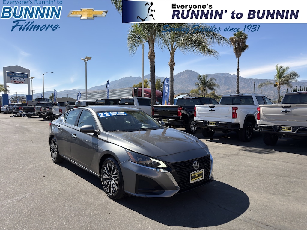 Used 2023 Nissan Altima 2.5 SV