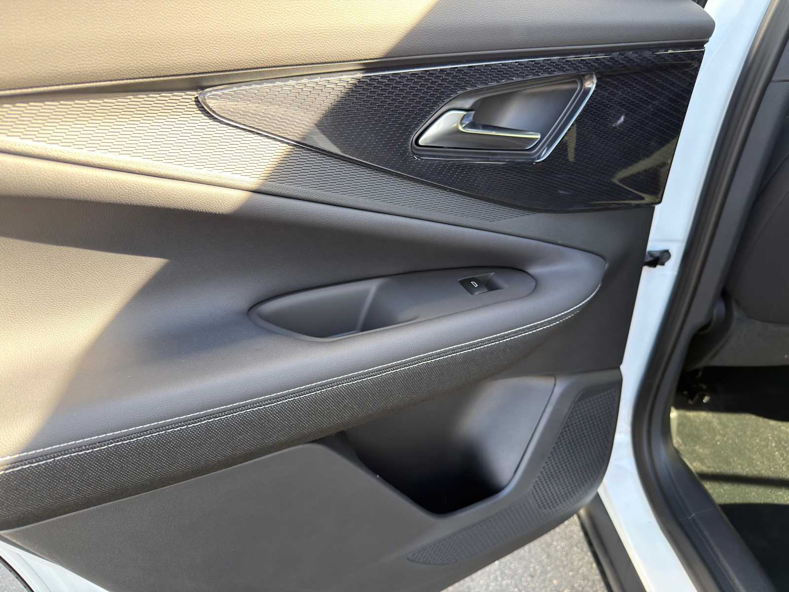 2026 Chevrolet Blazer EV LT - Photo 19