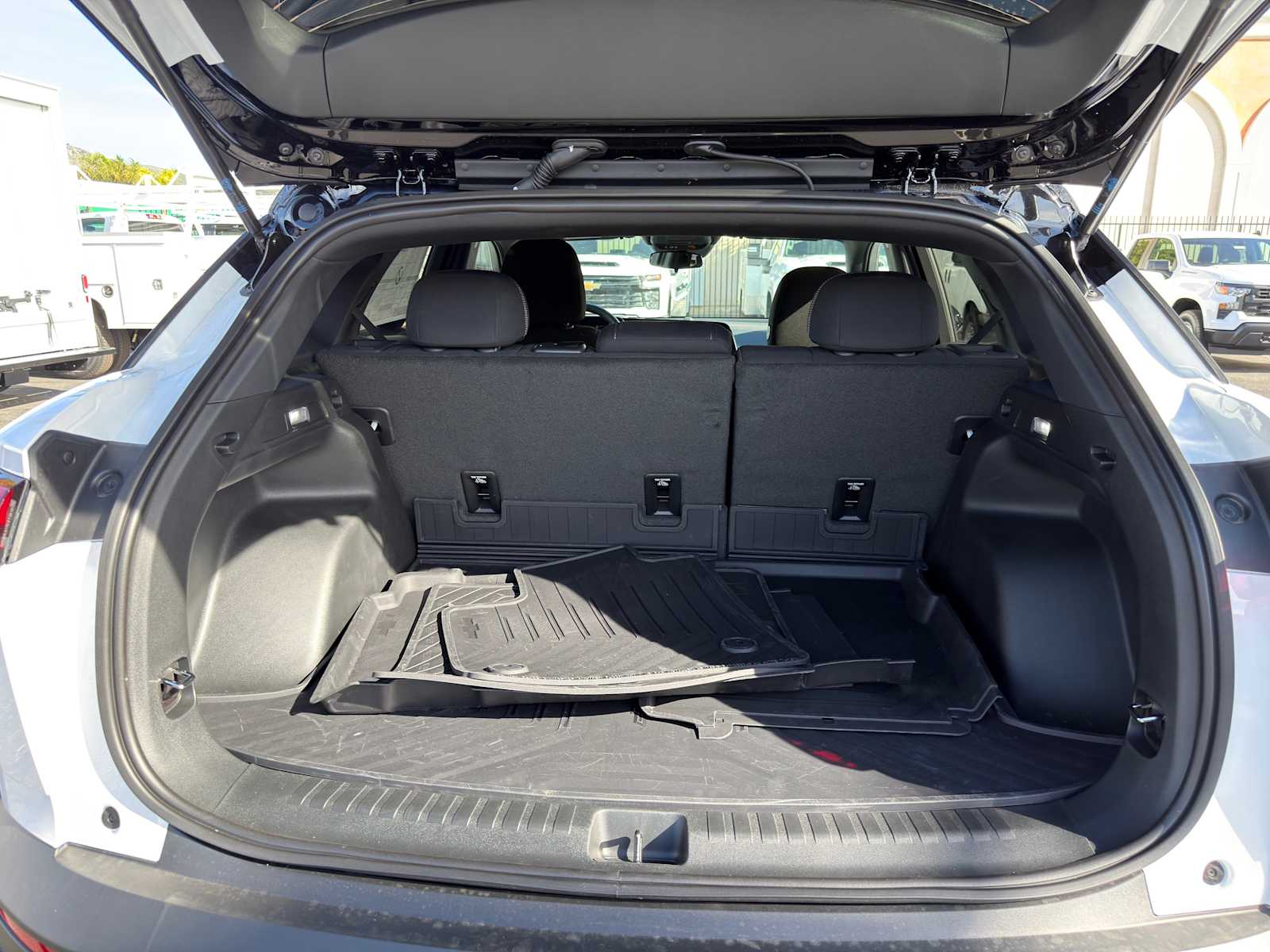 2026 Chevrolet Blazer EV LT - Photo 15