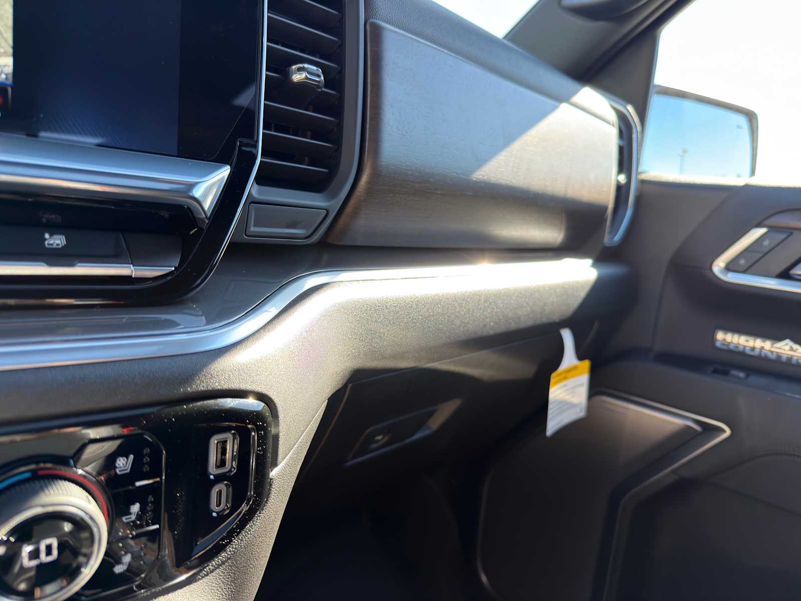 2026 Chevrolet Silverado 1500 High Country - Photo 50