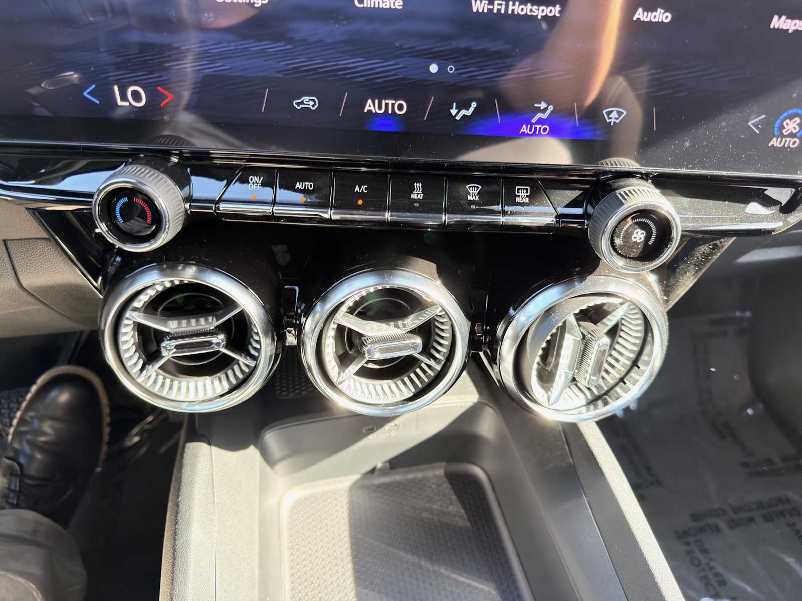2026 Chevrolet Blazer EV LT - Photo 31