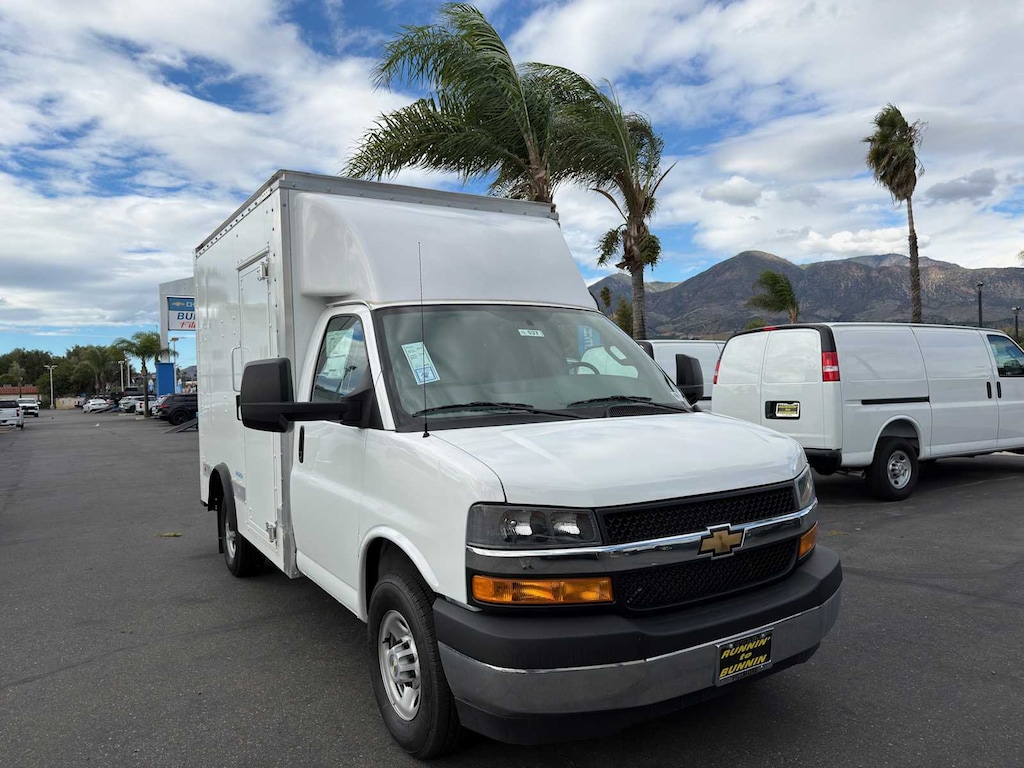 New 2025 Chevrolet Express Cutaway 3500 1WT Cutaway Van