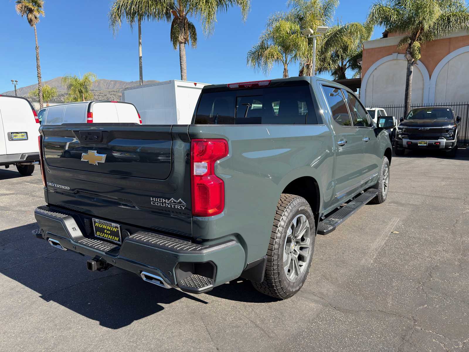 2026 Chevrolet Silverado 1500 High Country - Photo 8