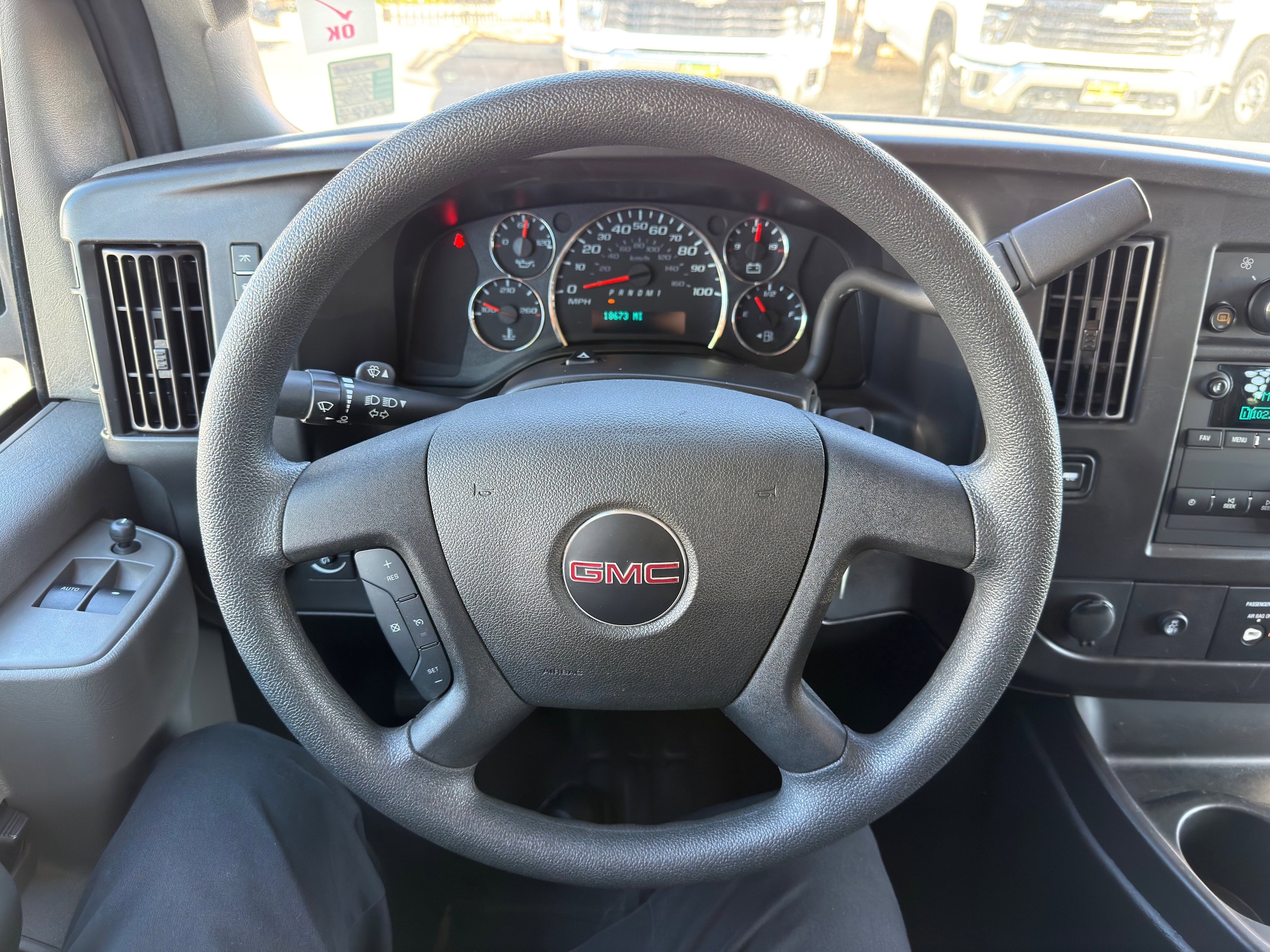 2024 GMC Savana Cargo Work Van - Photo 27