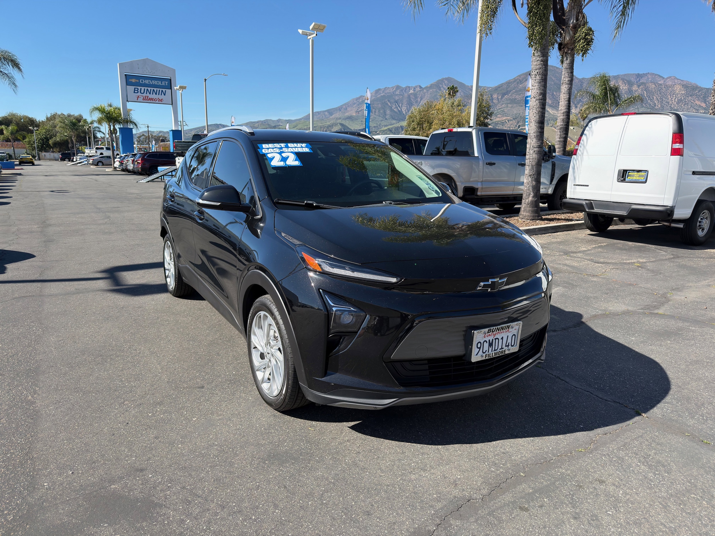 Used 2022 Chevrolet Bolt EUV LT with VIN 1G1FY6S02N4121723 for sale in Fillmore, CA