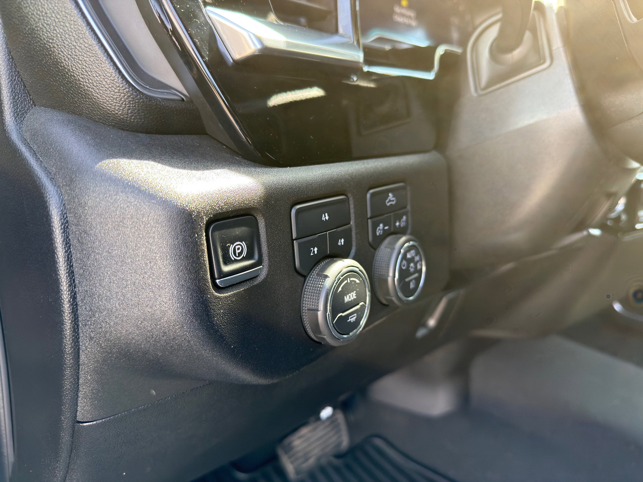 2025 Chevrolet Silverado 2500HD LT - Photo 28
