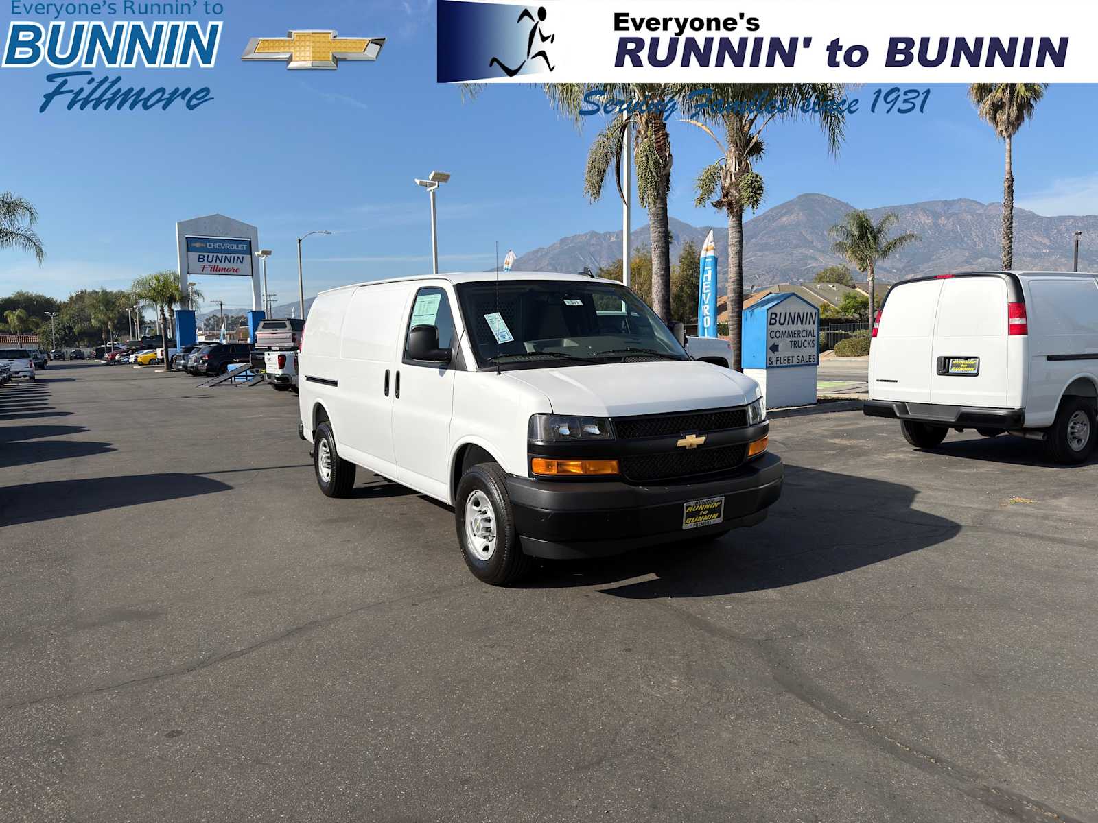 2025 Chevrolet Express Cargo Work Van's photo