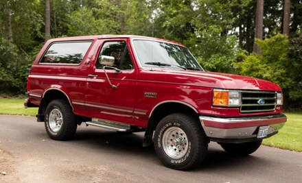 1991 Ford Bronco 2DR 4WD XLT Silver Anniversary Edition