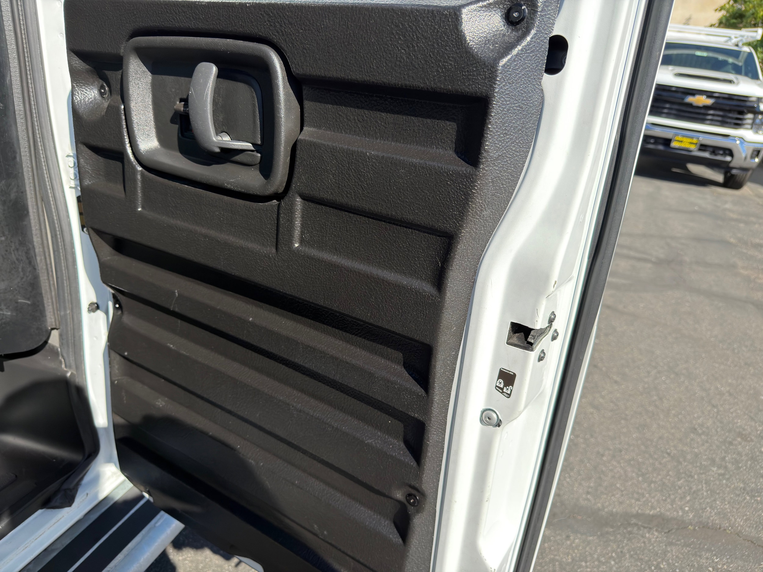 2024 GMC Savana Cargo Work Van - Photo 14