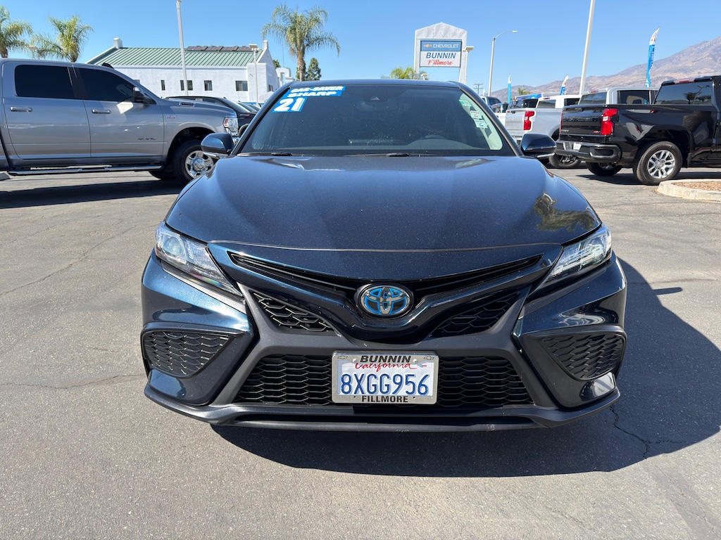 Used 2021 Toyota Camry Hybrid SE