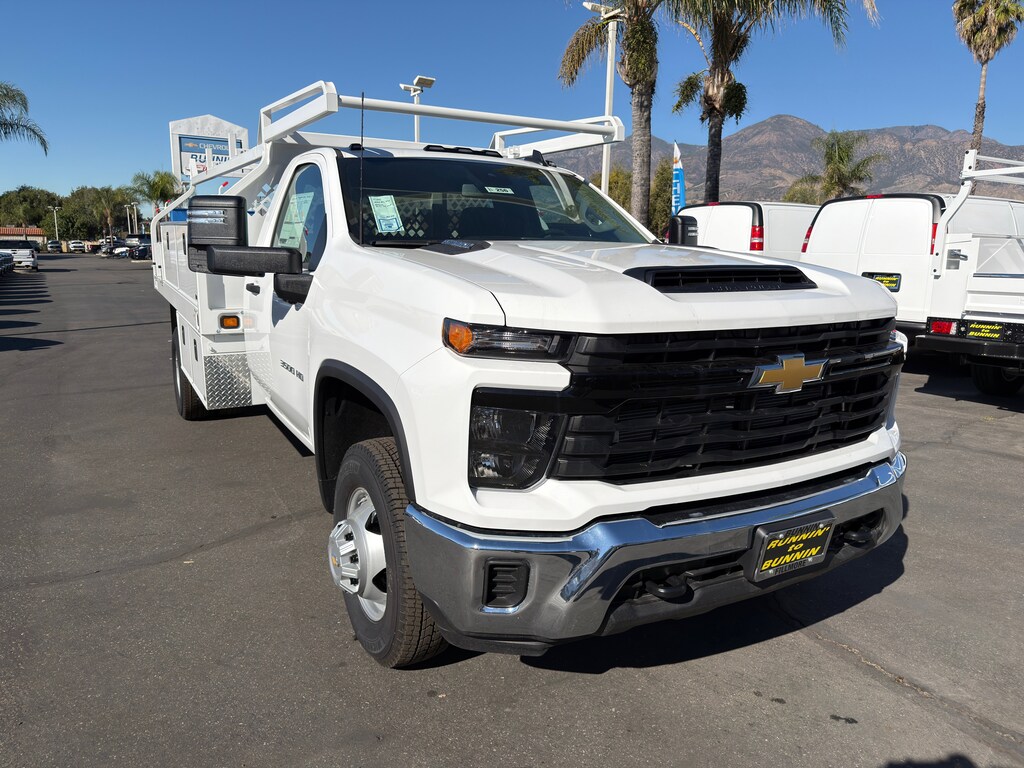 New 2025 Chevrolet Silverado 3500 HD Chassis Cab Work Truck Truck