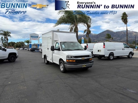 2025 Chevrolet Express Cutaway 3500 1WT Cutaway Van