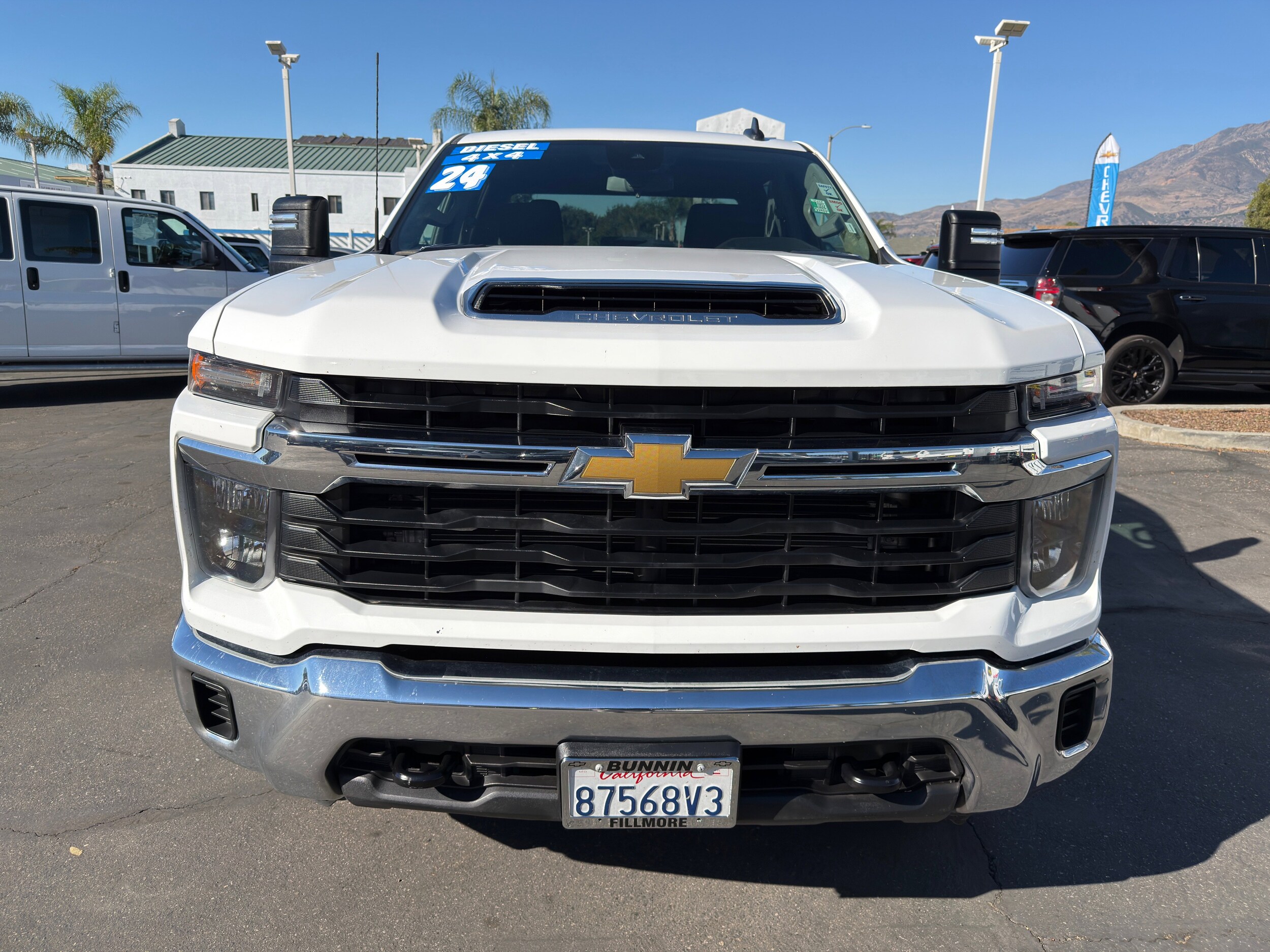 2024 Chevrolet Silverado 2500HD LT photo 3