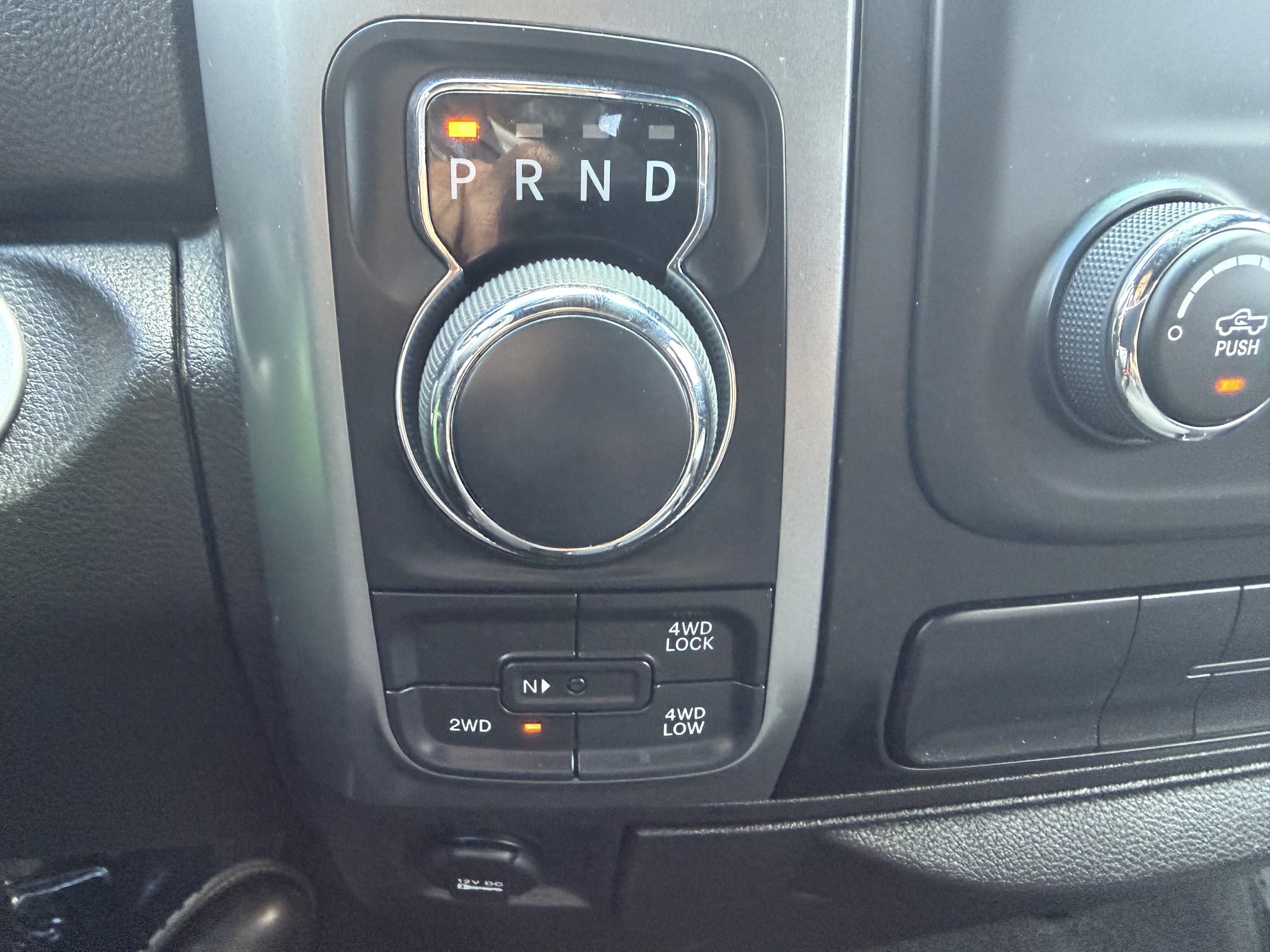 2024 RAM Ram 1500 Classic Warlock - Photo 32
