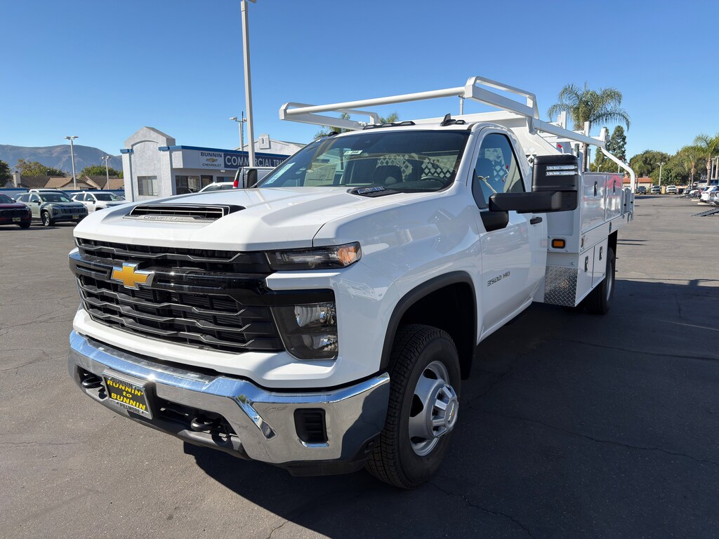 New 2025 Chevrolet Silverado 3500 HD Chassis Cab Work Truck Truck