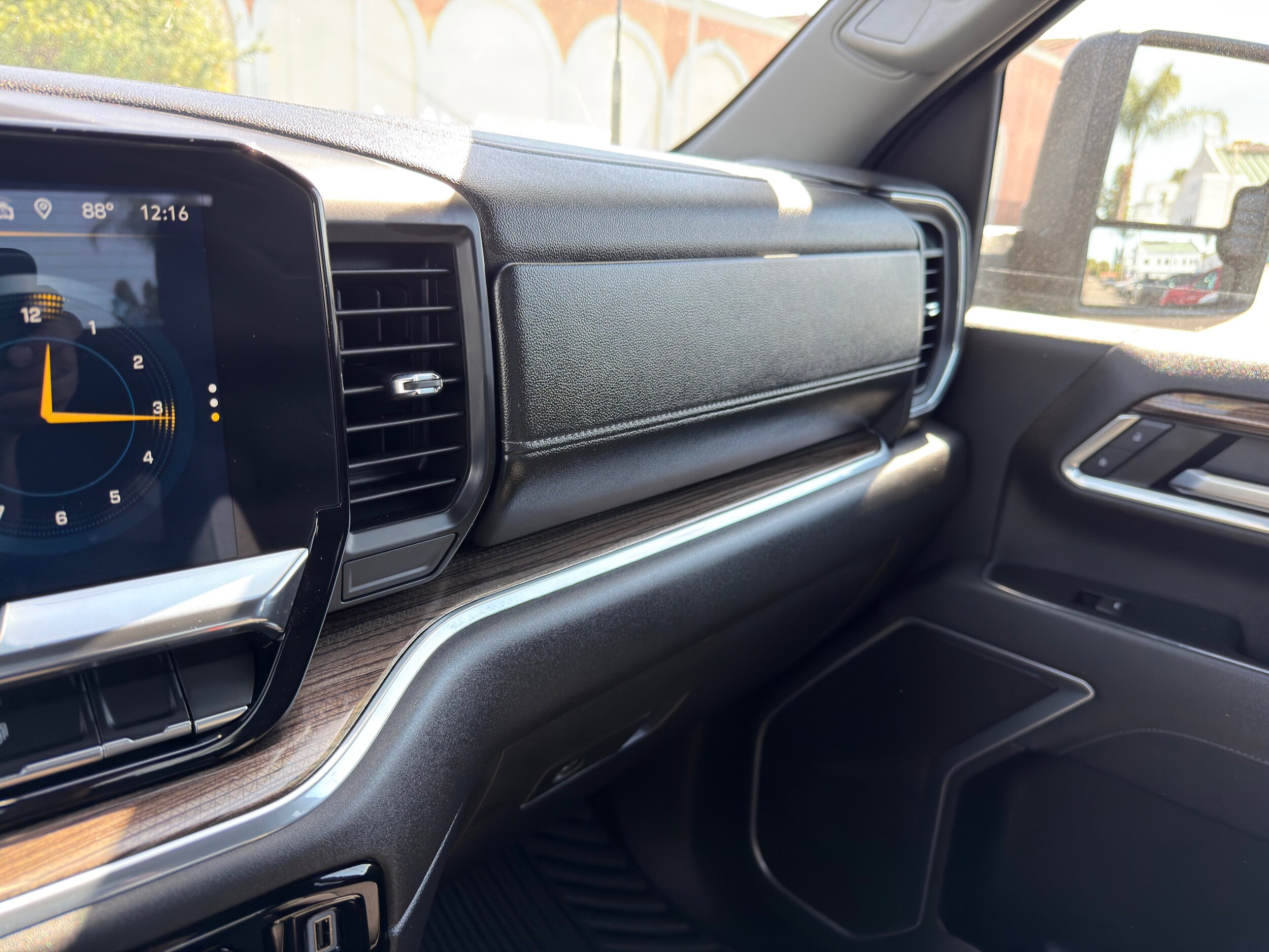 2025 Chevrolet Silverado 2500HD LT - Photo 36