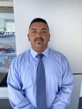 Staff member Miguel Magana from ID_b18eddaddf84