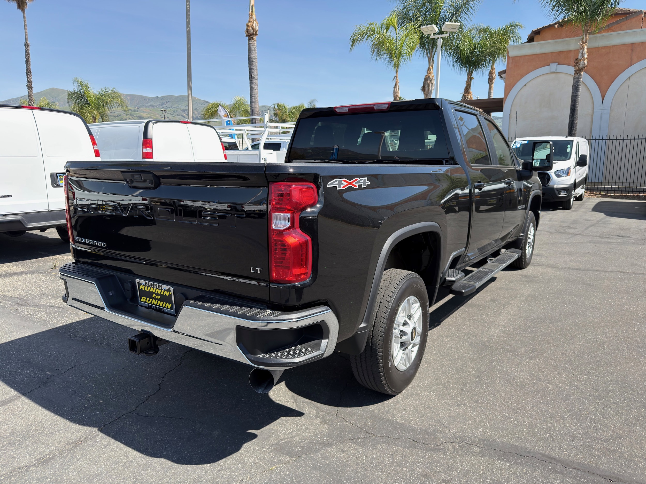 2025 Chevrolet Silverado 2500HD LT - Photo 8