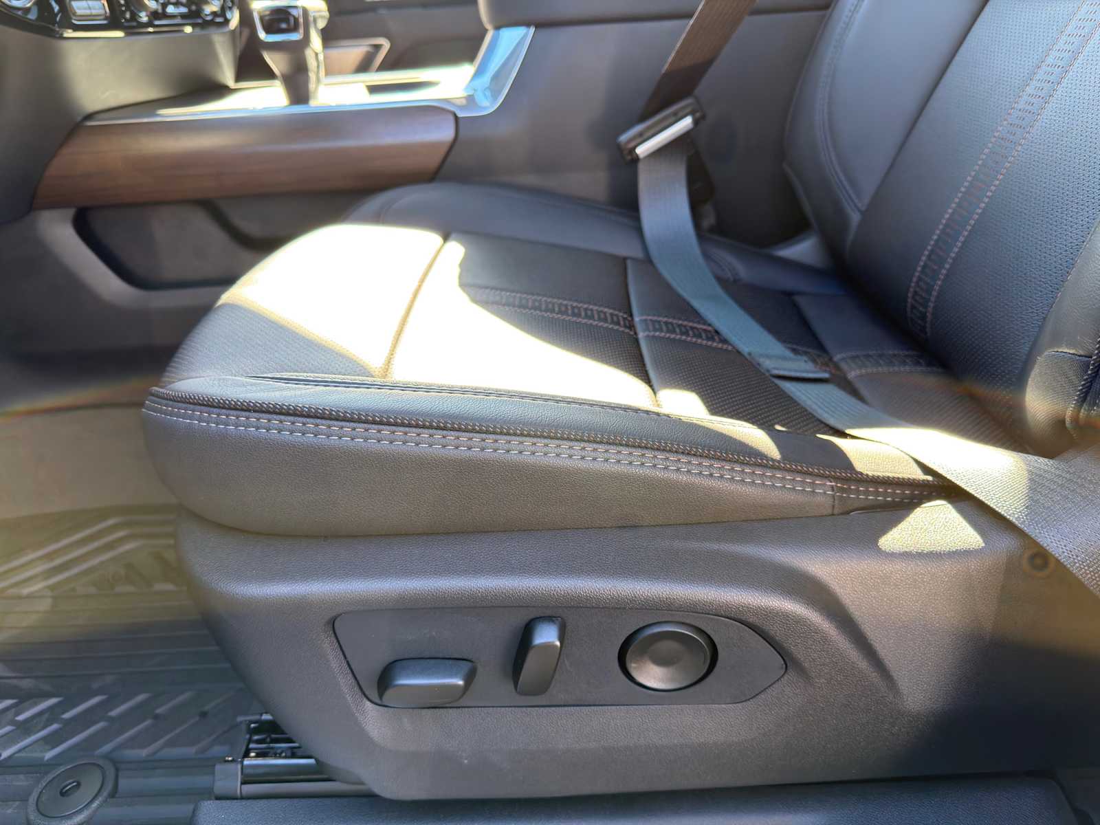 2026 Chevrolet Silverado 1500 High Country - Photo 36