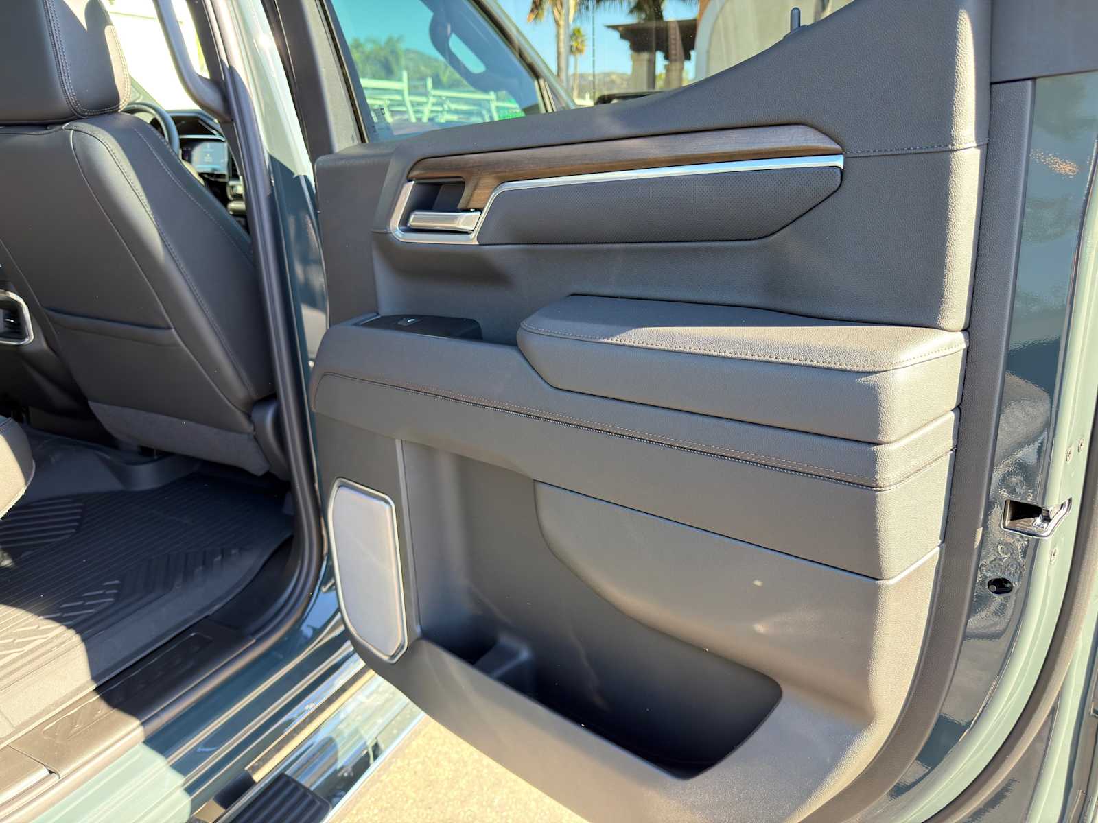 2026 Chevrolet Silverado 1500 High Country - Photo 13