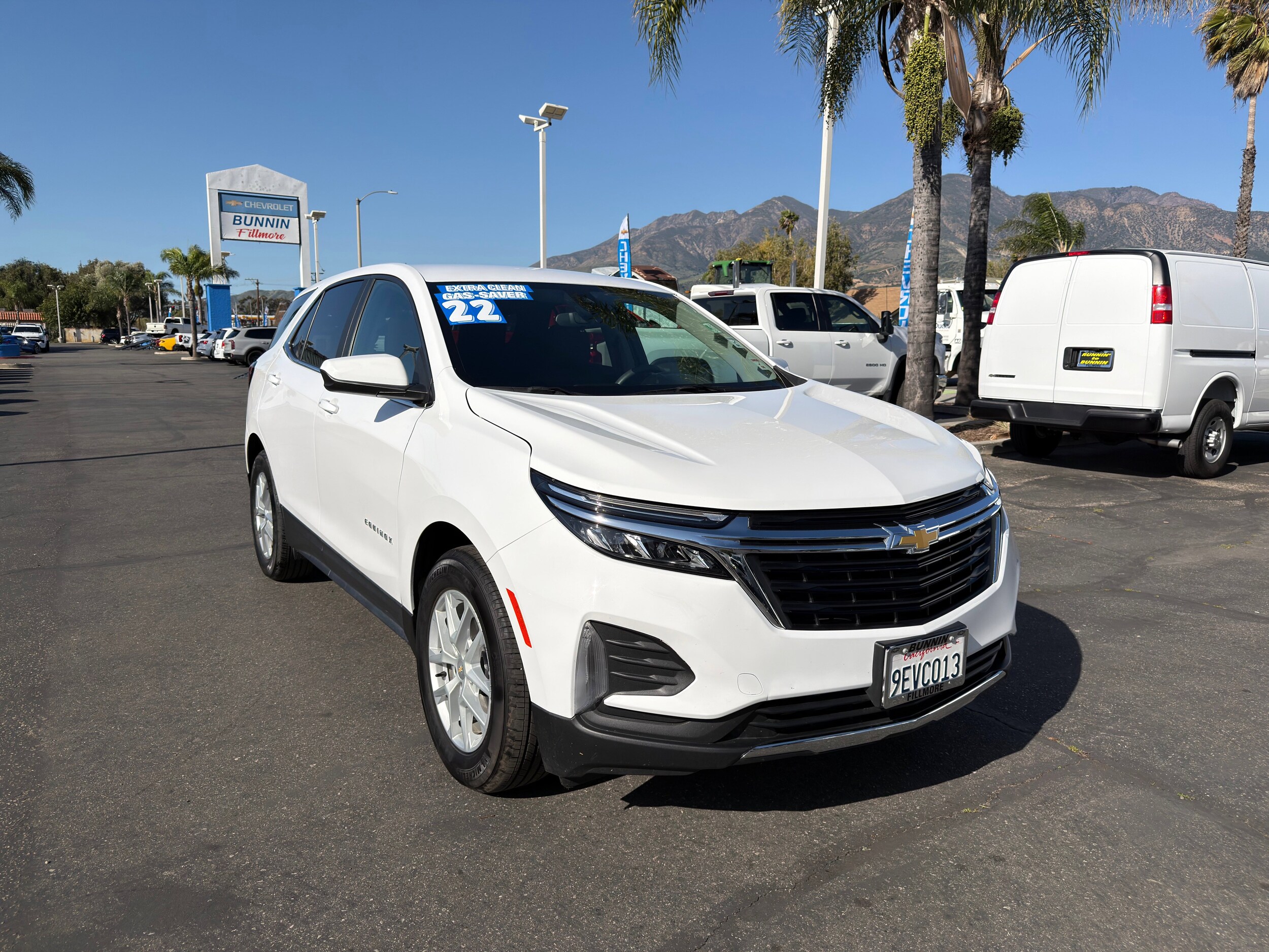 Used 2022 Chevrolet Equinox LT with VIN 3GNAXKEV1NL305606 for sale in Fillmore, CA