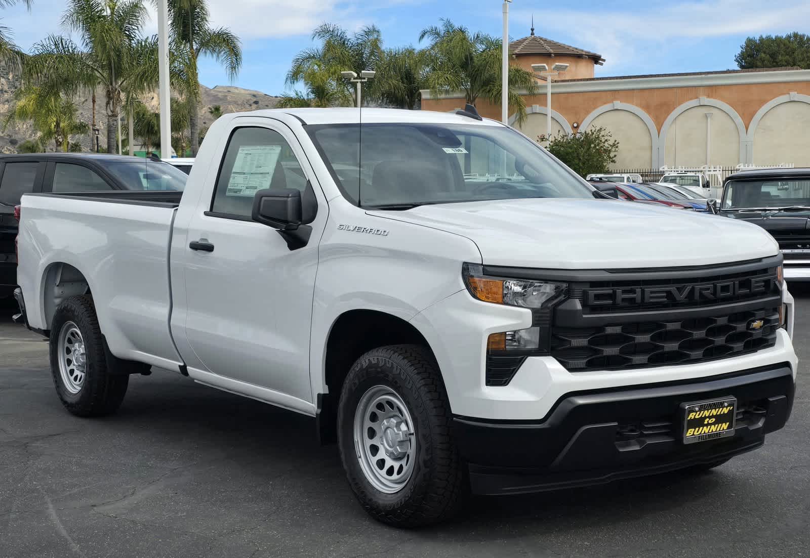 2025 Chevrolet Silverado 1500 photo 3