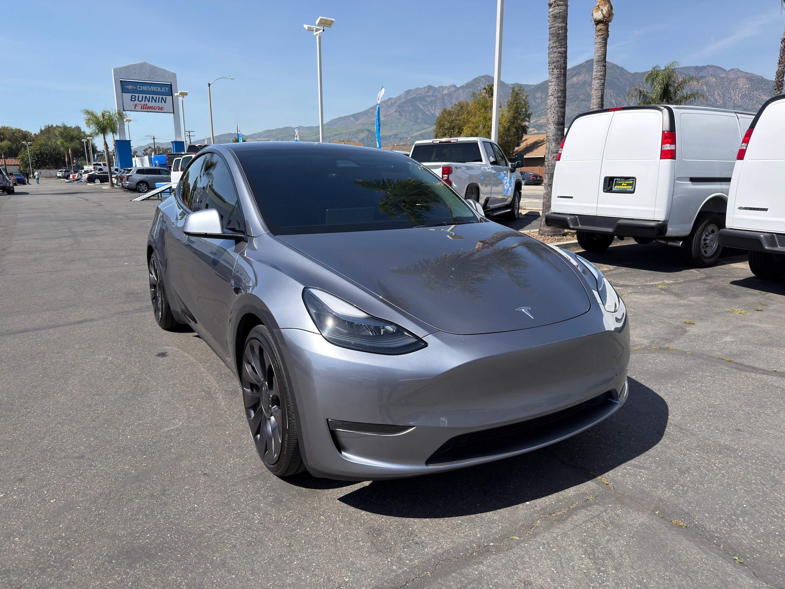 Used 2024 Tesla Model Y Performance with VIN 7SAYGDEF7RA323821 for sale in Fillmore, CA