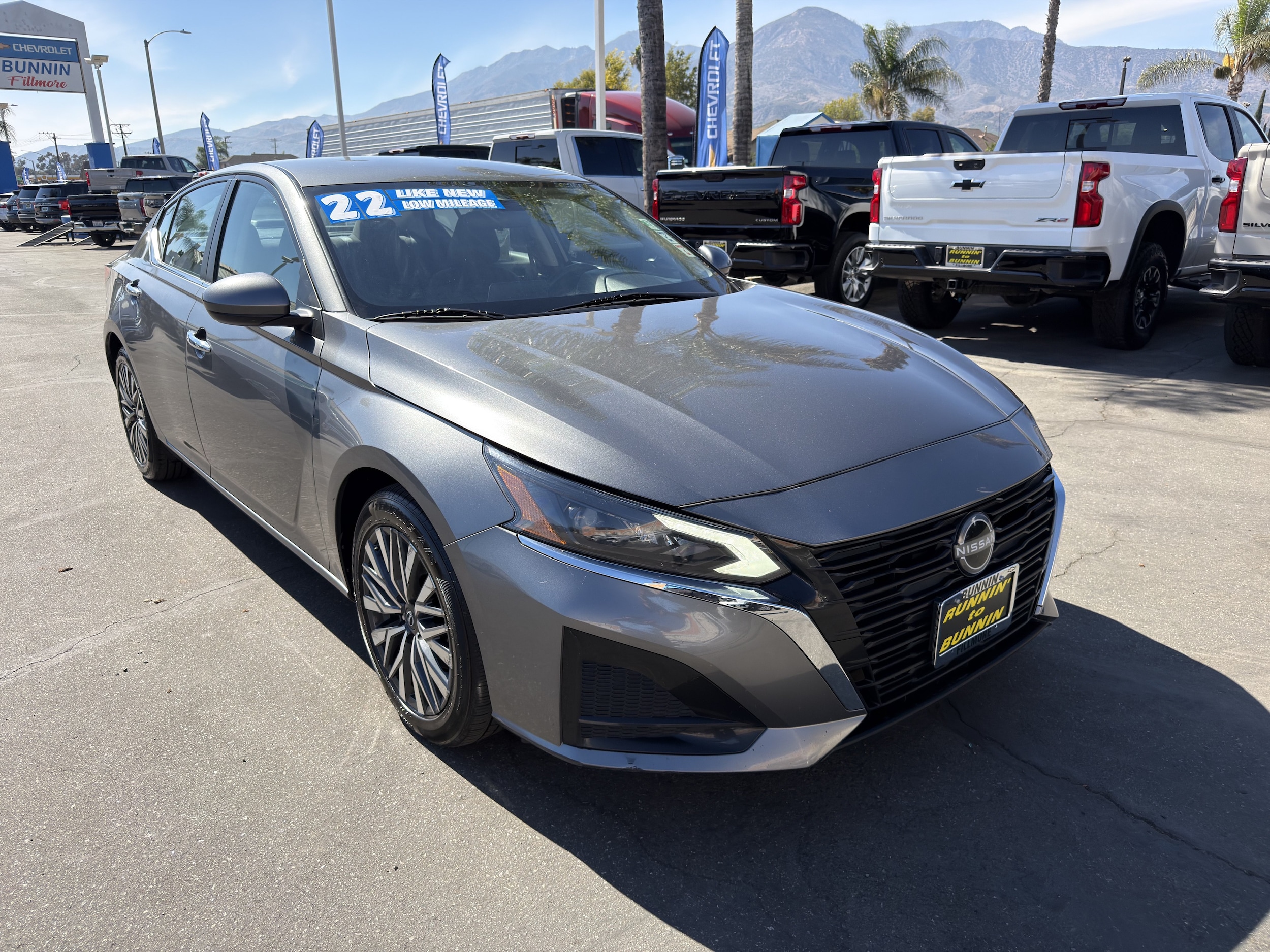Used 2023 Nissan Altima SV with VIN 1N4BL4DVXPN377807 for sale in Fillmore, CA
