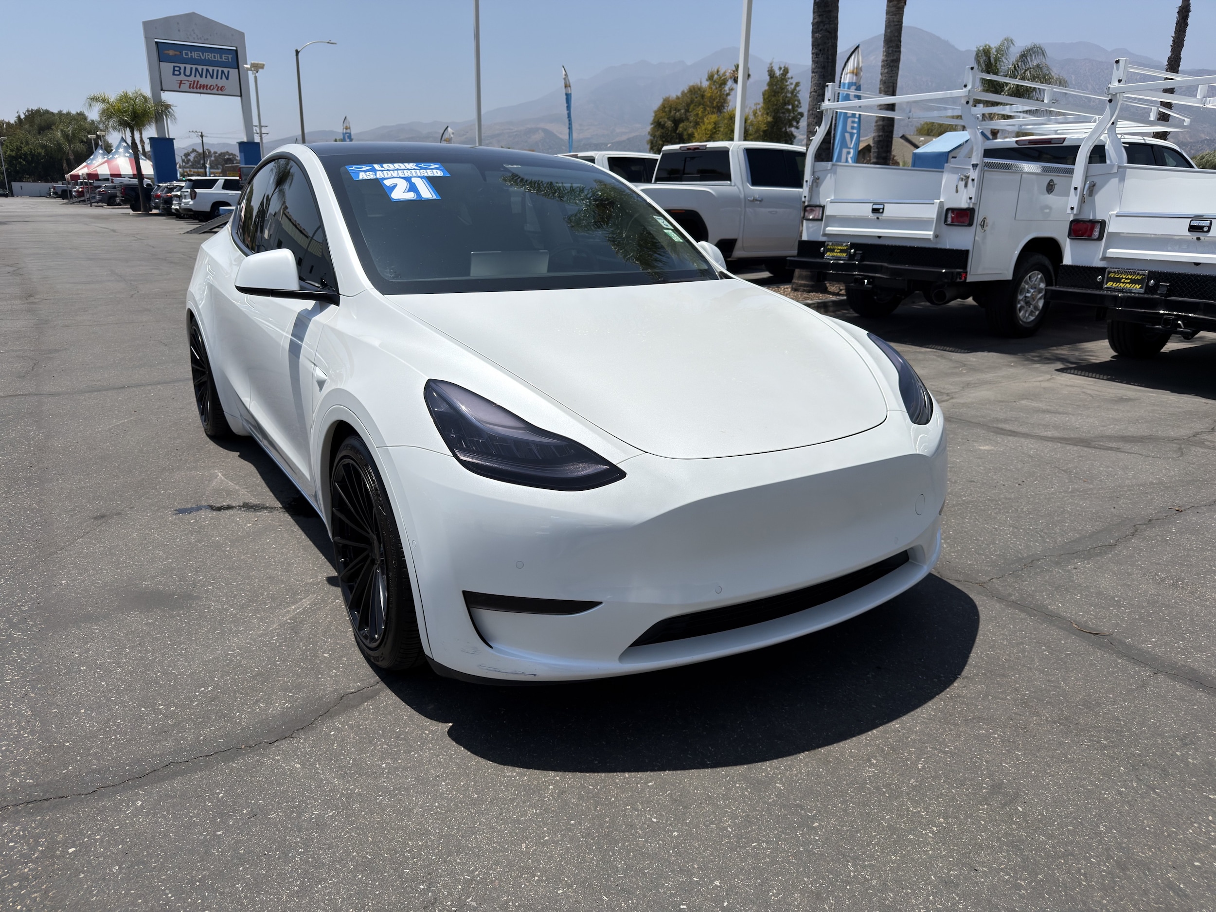 Used 2021 Tesla Model Y Long Range with VIN 5YJYGDEE3MF160701 for sale in Fillmore, CA
