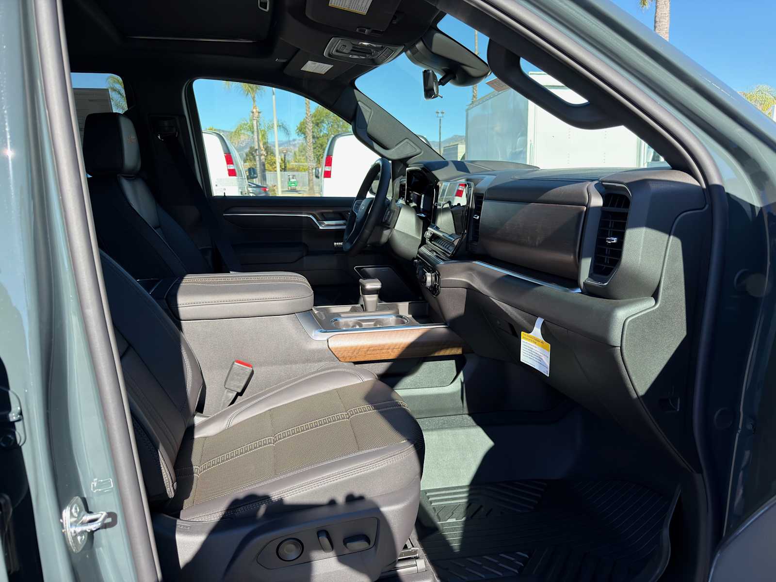 2026 Chevrolet Silverado 1500 High Country - Photo 10