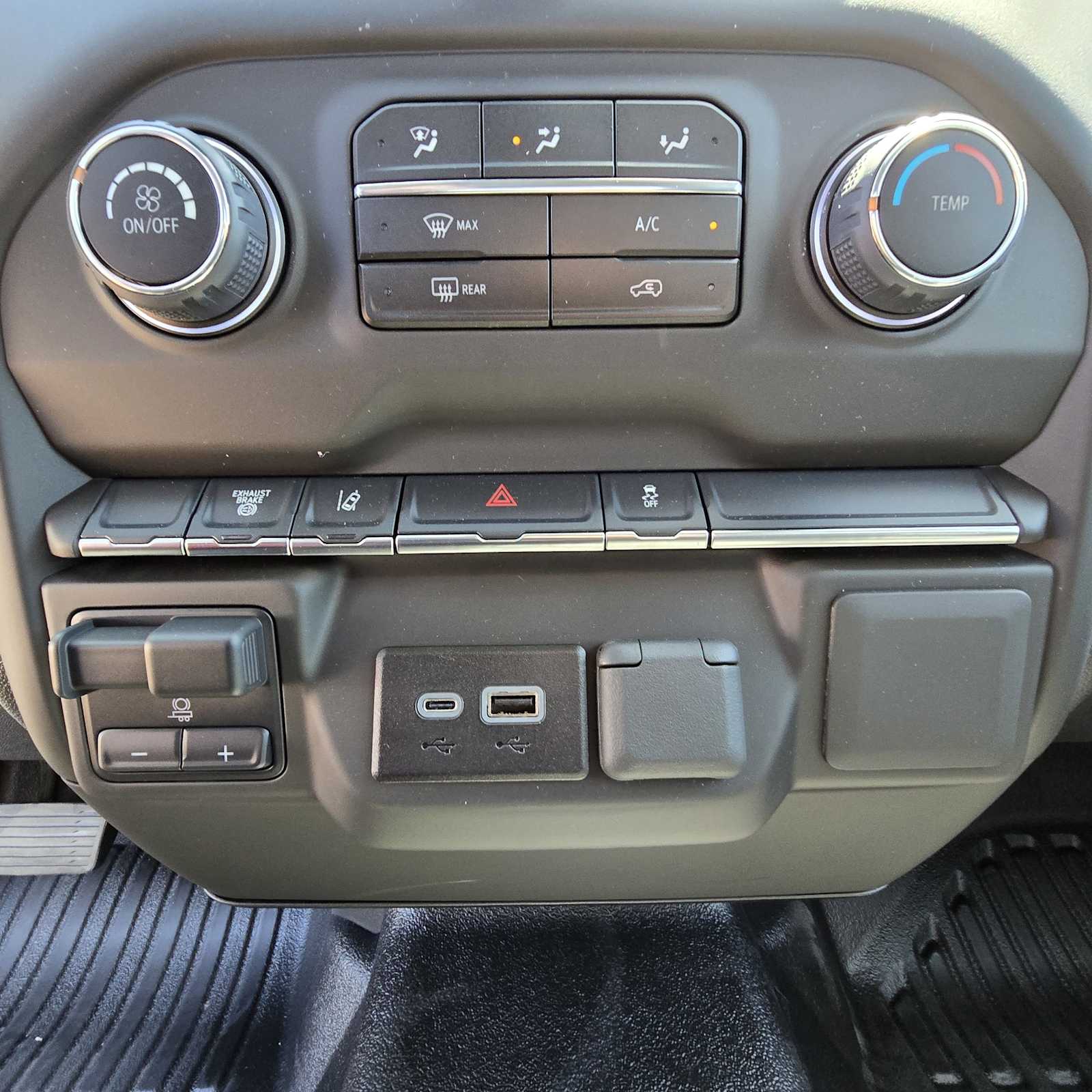 2025 Chevrolet Silverado 3500 HD Work Truck - Photo 39