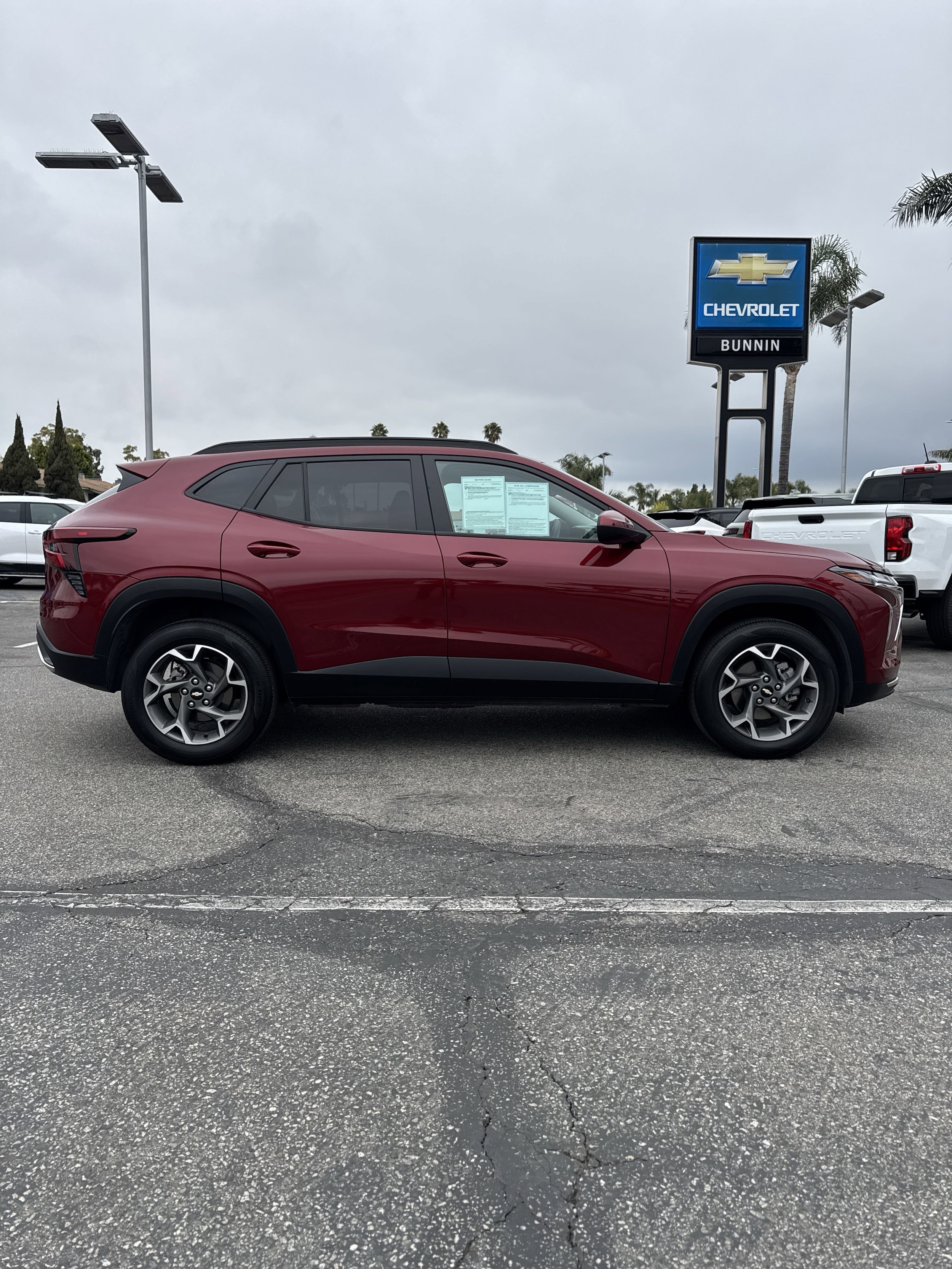 Used 2024 Chevrolet Trax LT with VIN KL77LHE26RC101521 for sale in Santa Paula, CA