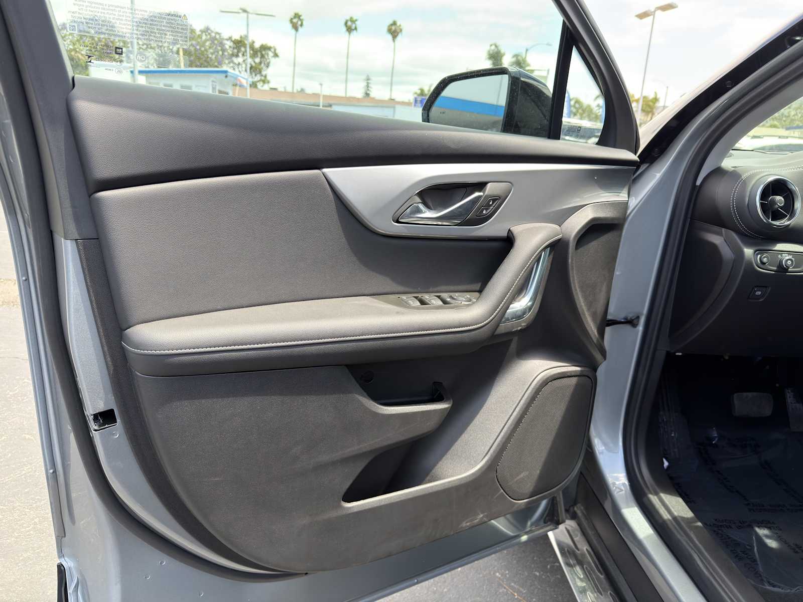 2025 Chevrolet Blazer 2LT - Photo 22
